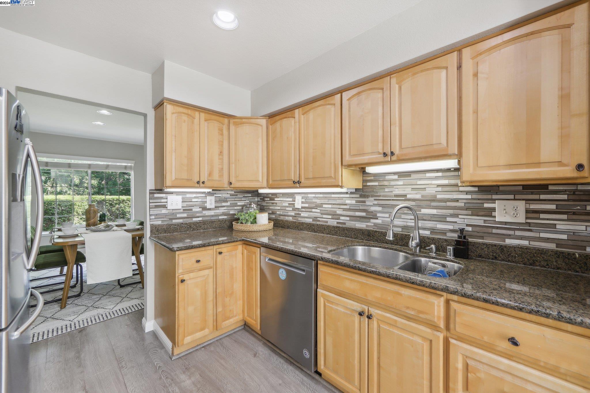 Detail Gallery Image 19 of 50 For 7840 Creekside Dr, Pleasanton,  CA 94588 - 2 Beds | 2/1 Baths