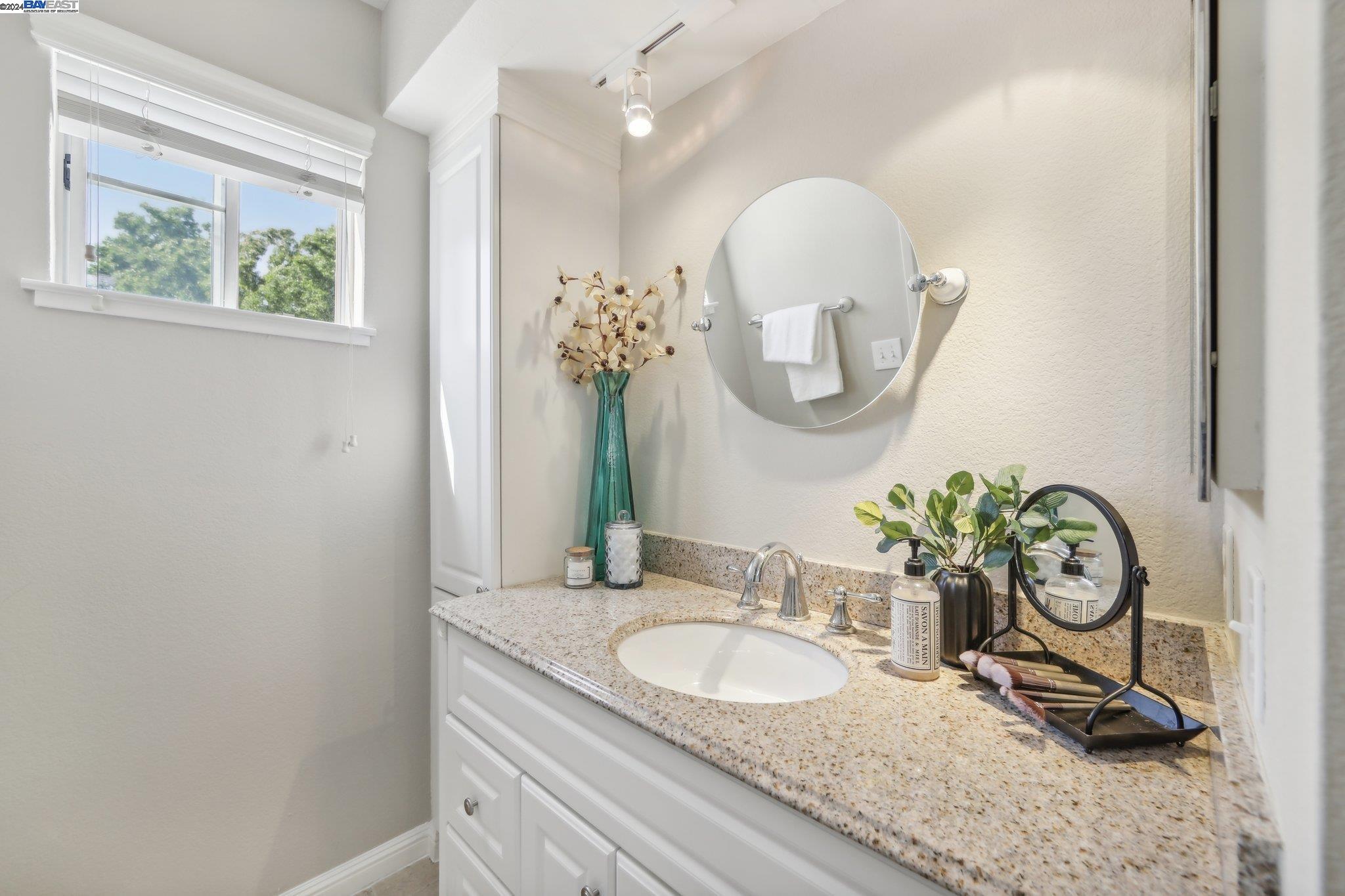 Detail Gallery Image 29 of 50 For 7840 Creekside Dr, Pleasanton,  CA 94588 - 2 Beds | 2/1 Baths