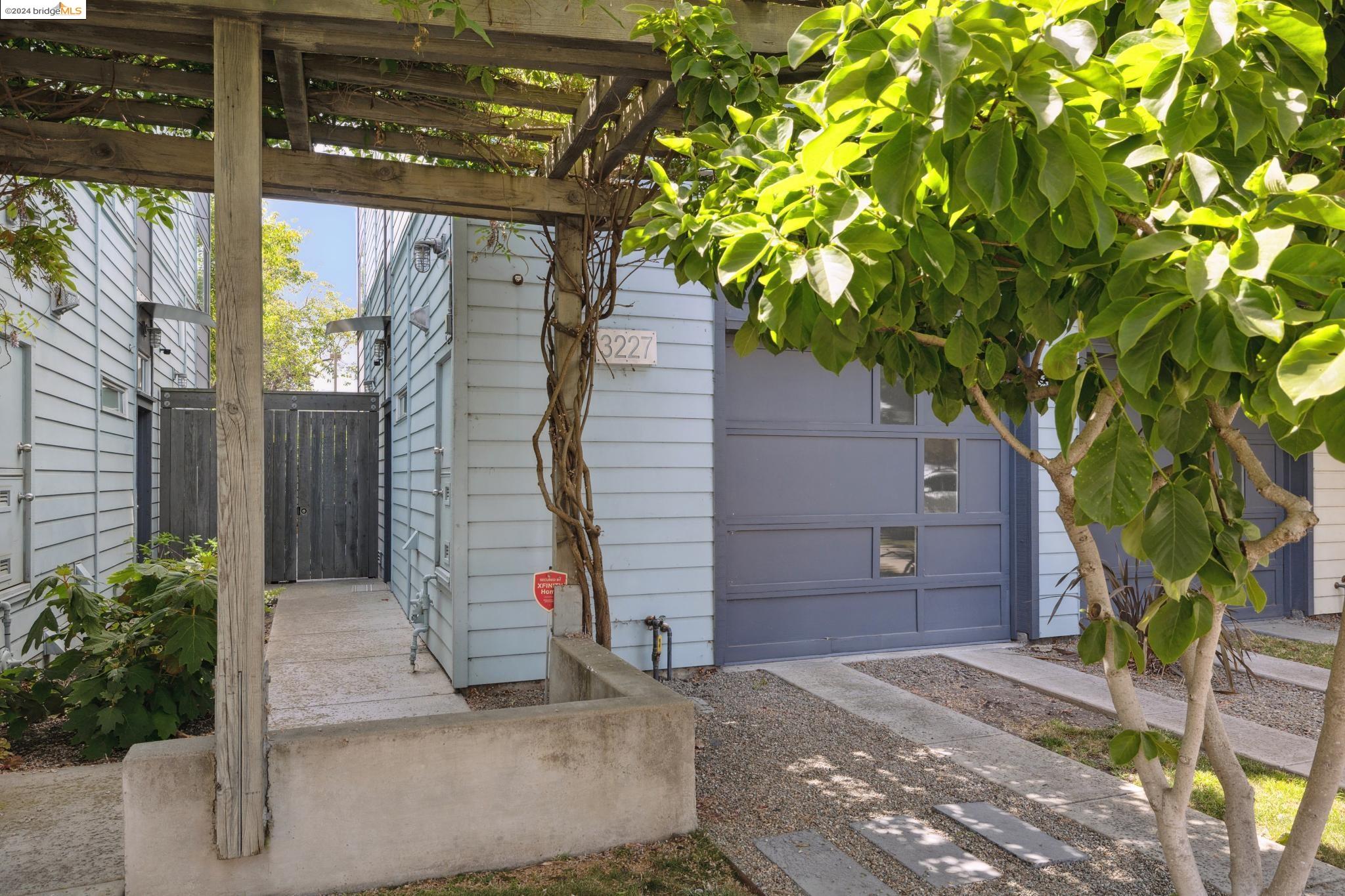Photo #2: 41060747 Listing 