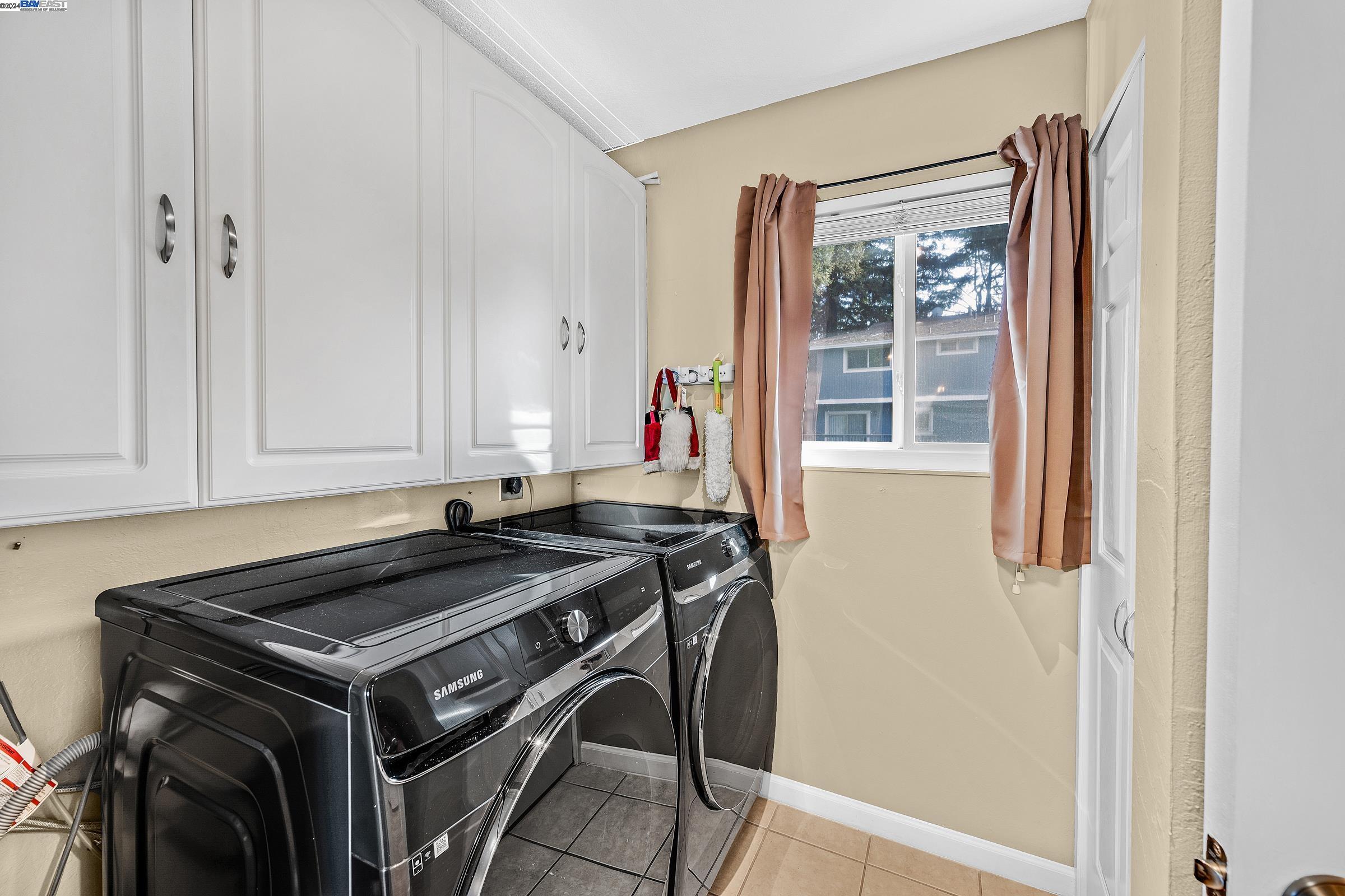 Detail Gallery Image 11 of 32 For 2296 D St, Hayward,  CA 94541 - 3 Beds | 1/1 Baths