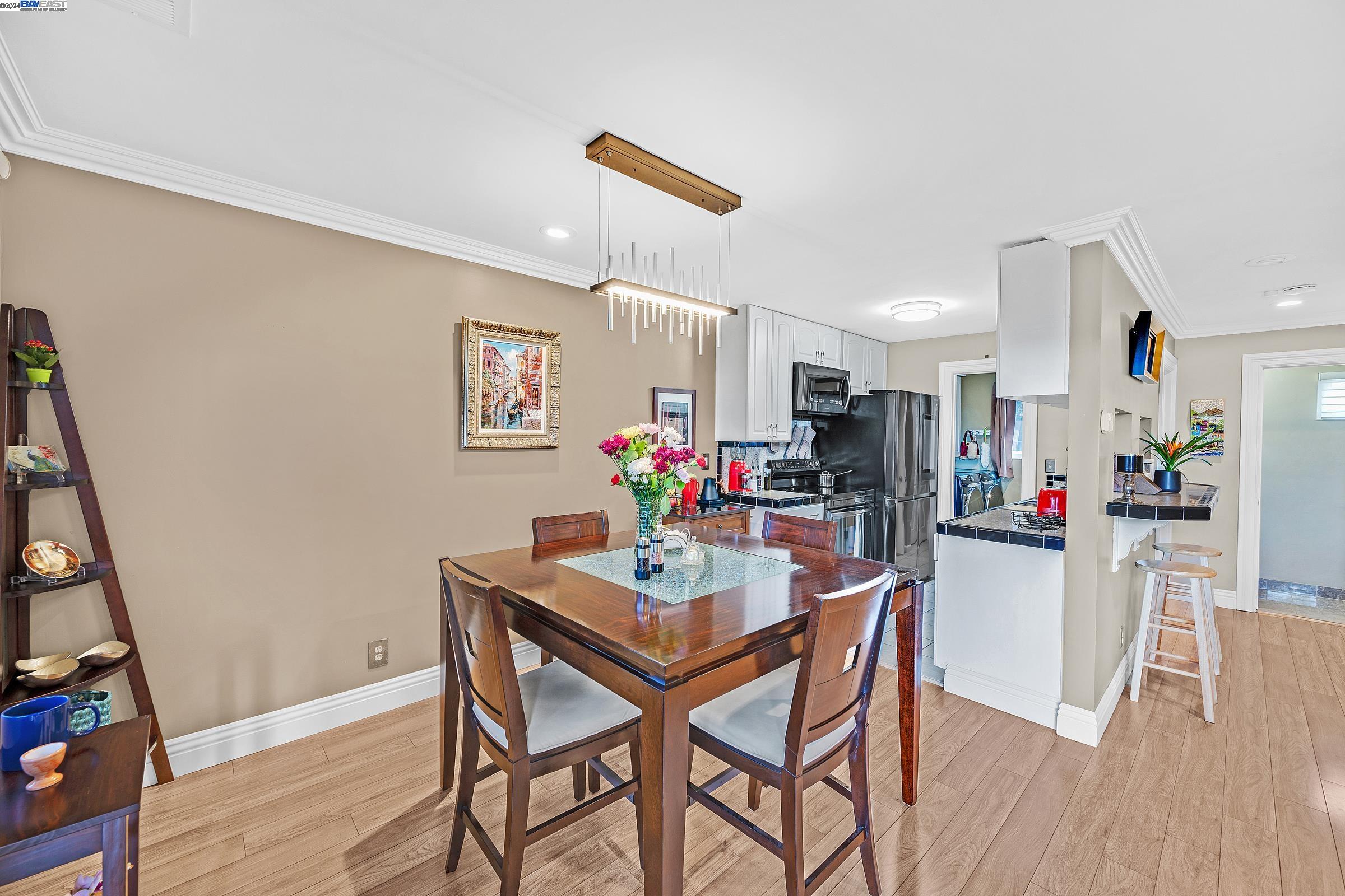 Detail Gallery Image 7 of 32 For 2296 D St, Hayward,  CA 94541 - 3 Beds | 1/1 Baths