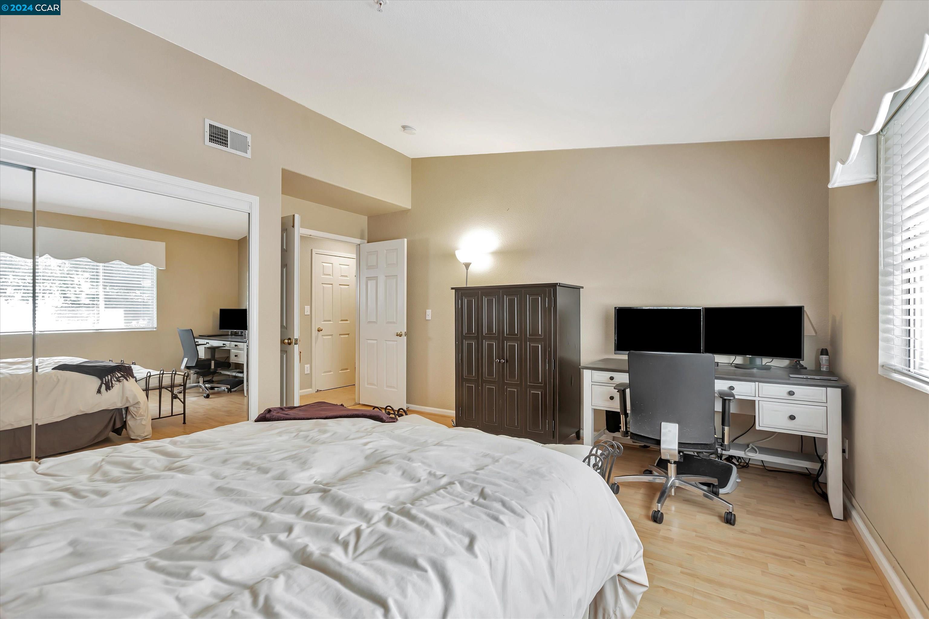 Detail Gallery Image 23 of 32 For 141 Enchanted Way, San Ramon,  CA 94583-1266 - 3 Beds | 2/1 Baths