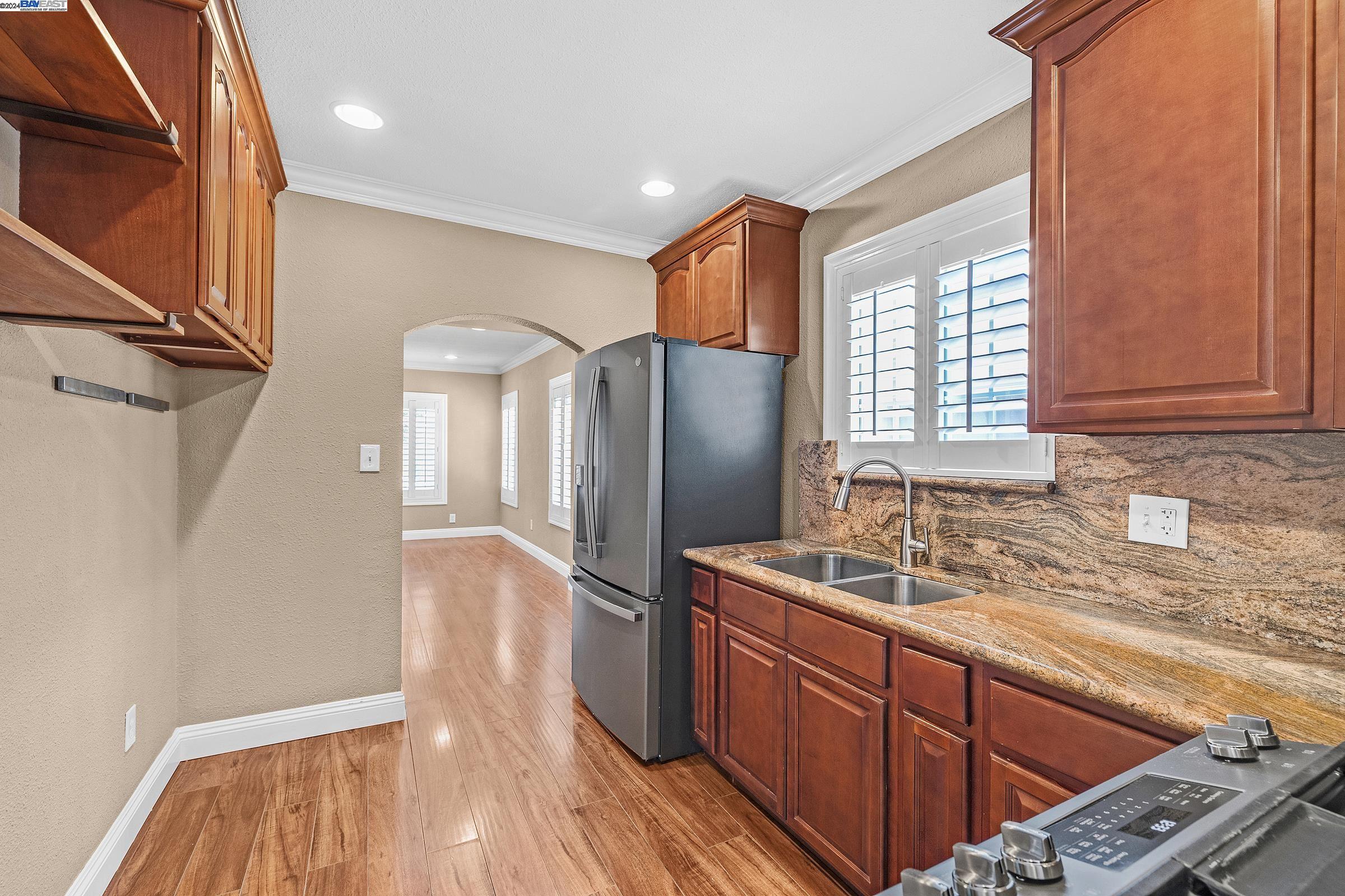 Detail Gallery Image 14 of 42 For 1340 Carpentier St, San Leandro,  CA 94577 - 2 Beds | 2 Baths