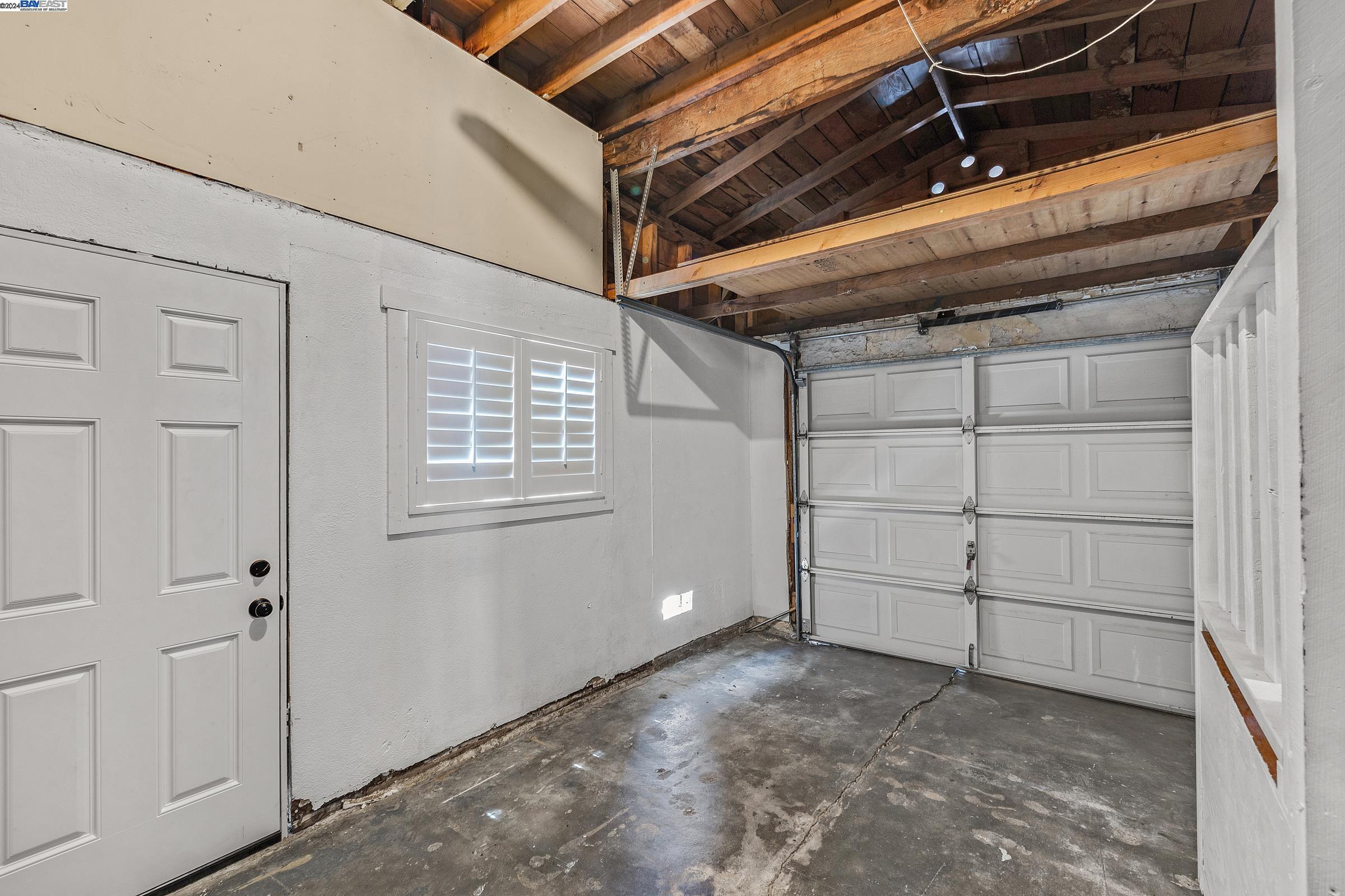 Detail Gallery Image 34 of 42 For 1340 Carpentier St, San Leandro,  CA 94577 - 2 Beds | 2 Baths
