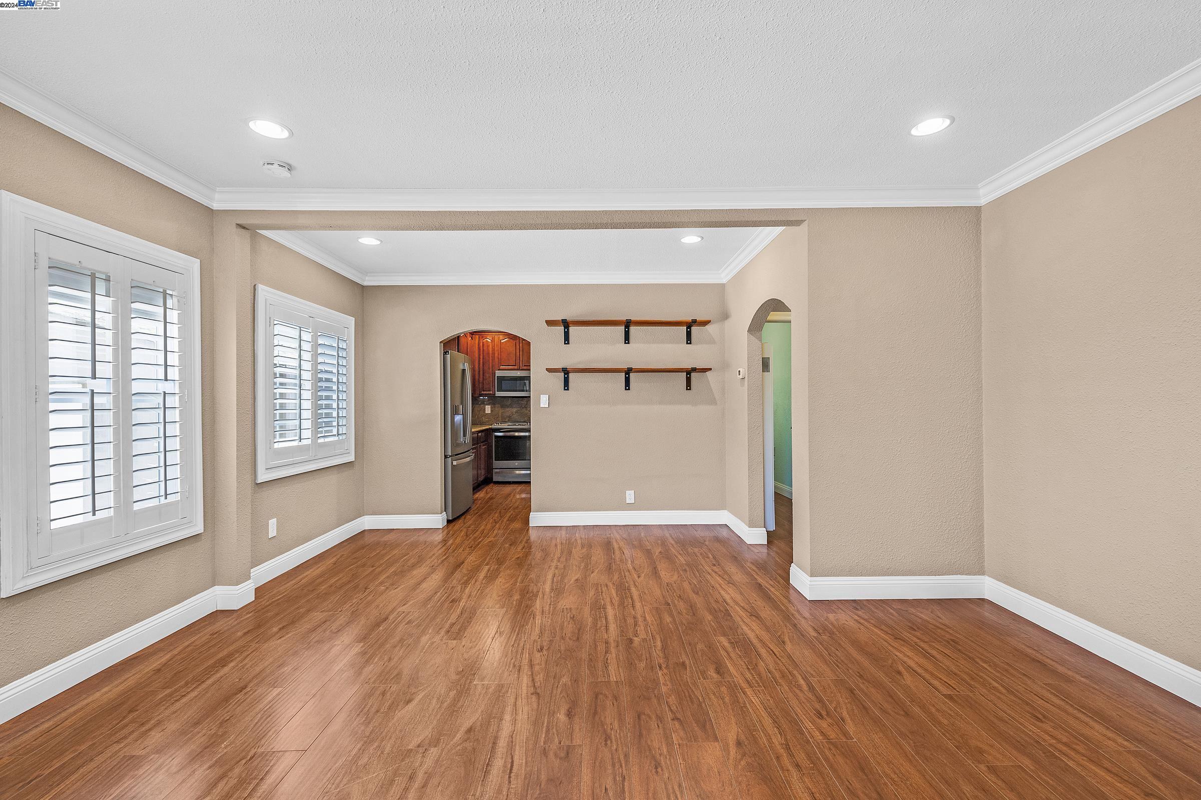 Detail Gallery Image 10 of 42 For 1340 Carpentier St, San Leandro,  CA 94577 - 2 Beds | 2 Baths