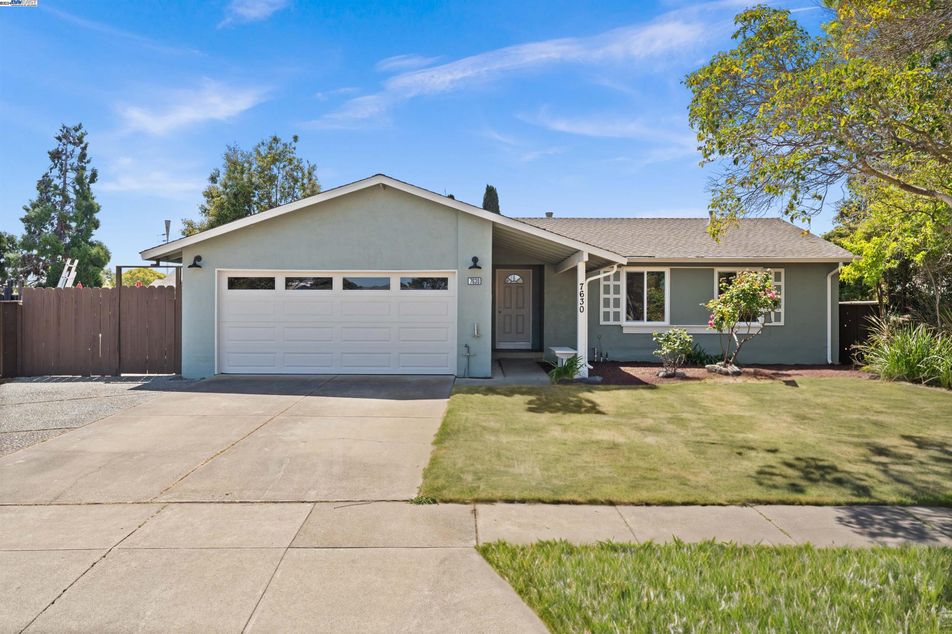 Detail Gallery Image 1 of 1 For 7630 Braidburn Ave, Newark,  CA 94560 - 3 Beds | 2 Baths