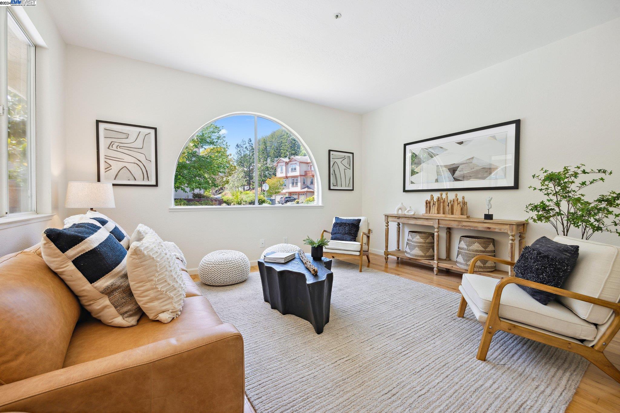 Detail Gallery Image 6 of 45 For 28 Cathy Lane, Scotts Valley,  CA 95066-3402 - 3 Beds | 2/1 Baths