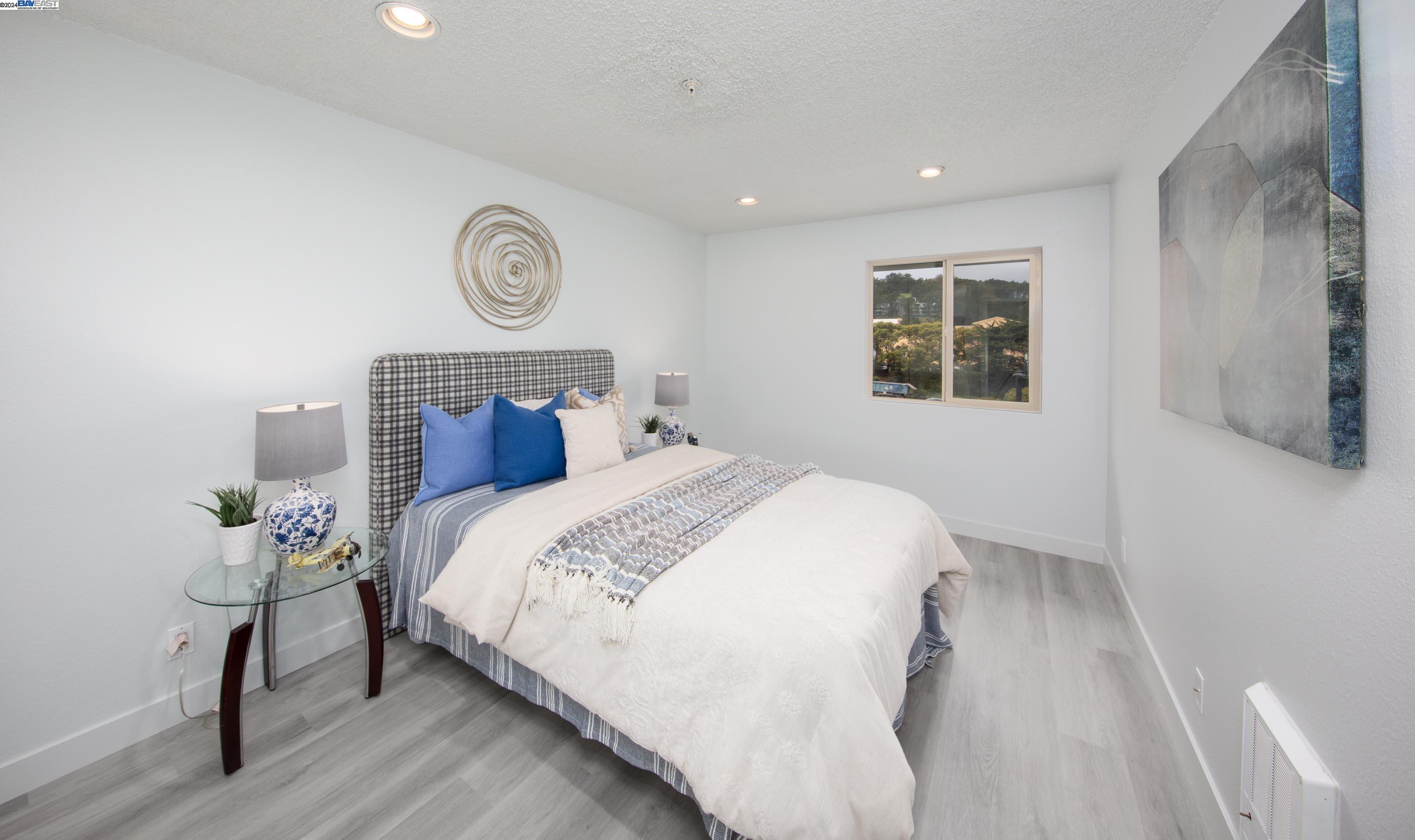 Detail Gallery Image 18 of 35 For 337 Philip Dr, Daly City,  CA 94015 - 3 Beds | 2/1 Baths
