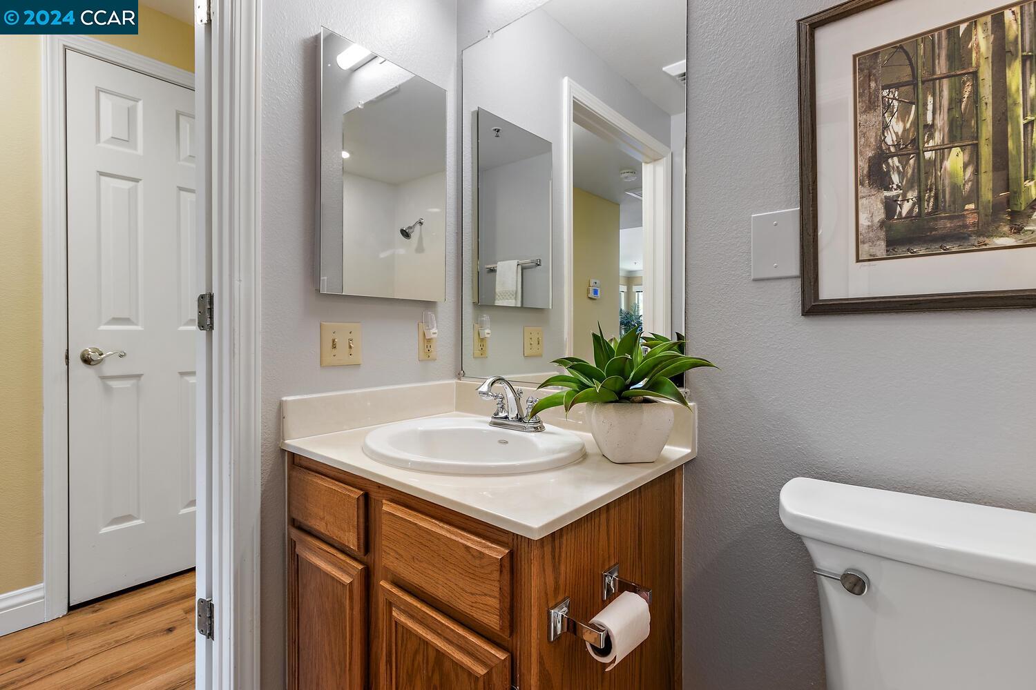 Detail Gallery Image 22 of 54 For 1840 Tice Creek Drive #2420,  Walnut Creek,  CA 94595-2464 - 2 Beds | 2 Baths