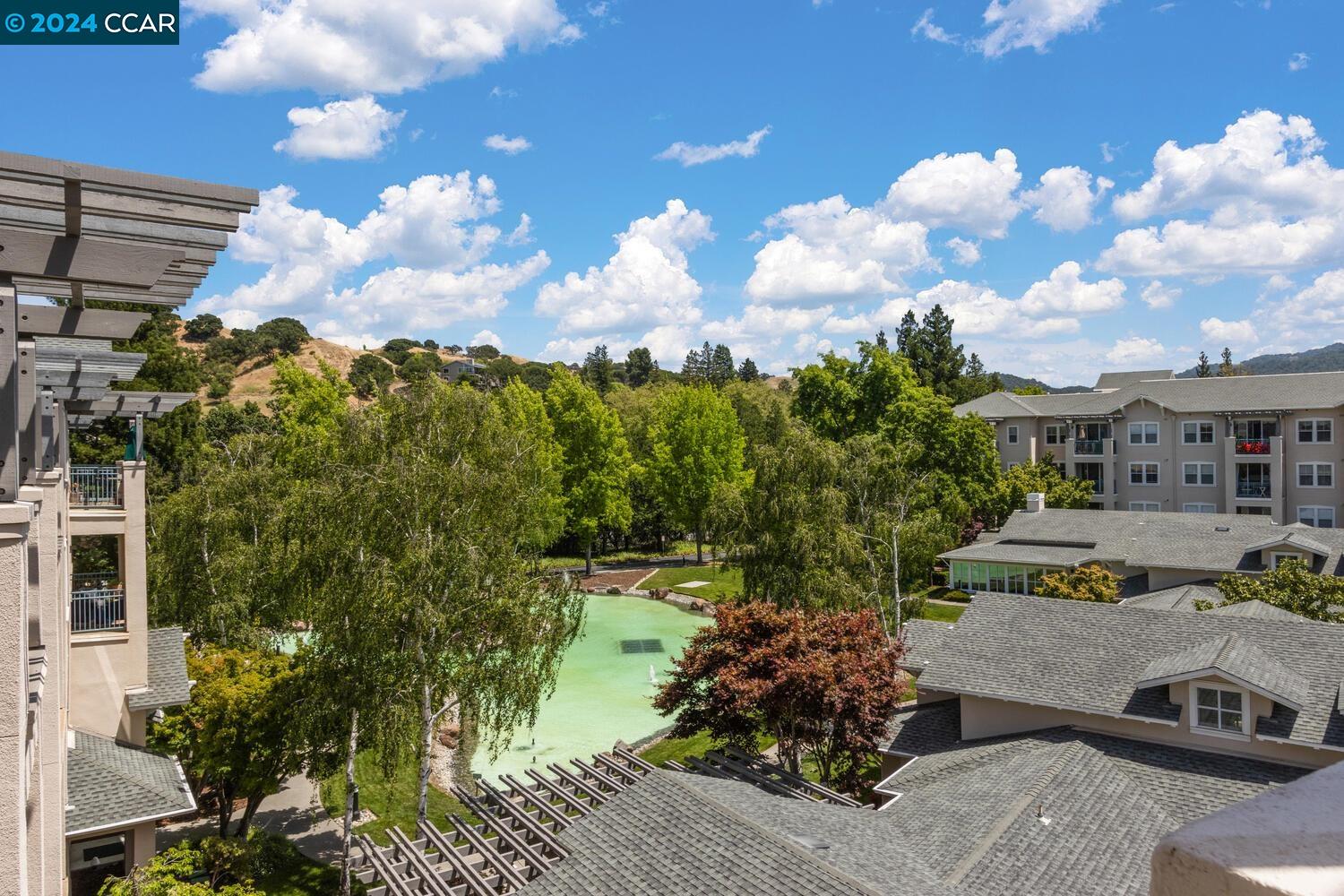 Detail Gallery Image 25 of 54 For 1840 Tice Creek Drive #2420,  Walnut Creek,  CA 94595-2464 - 2 Beds | 2 Baths