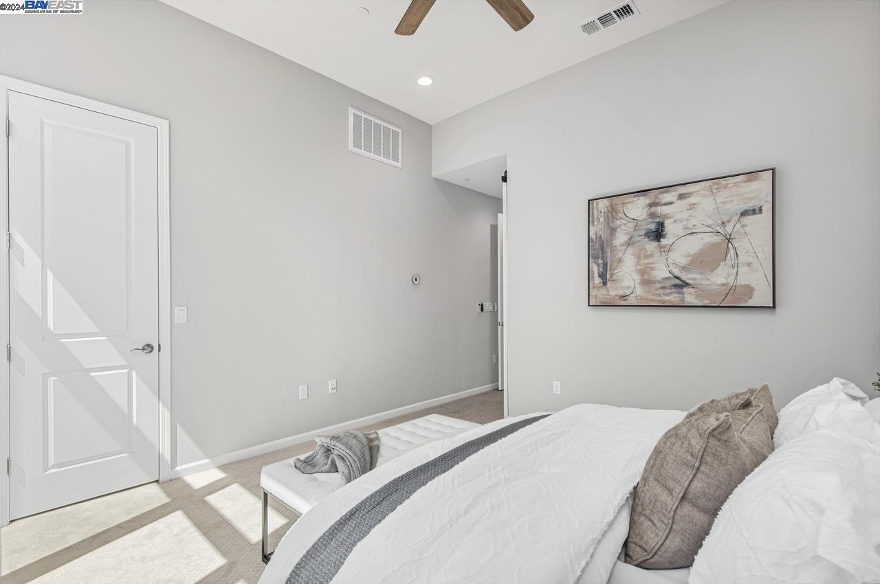 Detail Gallery Image 14 of 40 For 5629 Apex Dr, Dublin,  CA 94568 - 2 Beds | 2/1 Baths