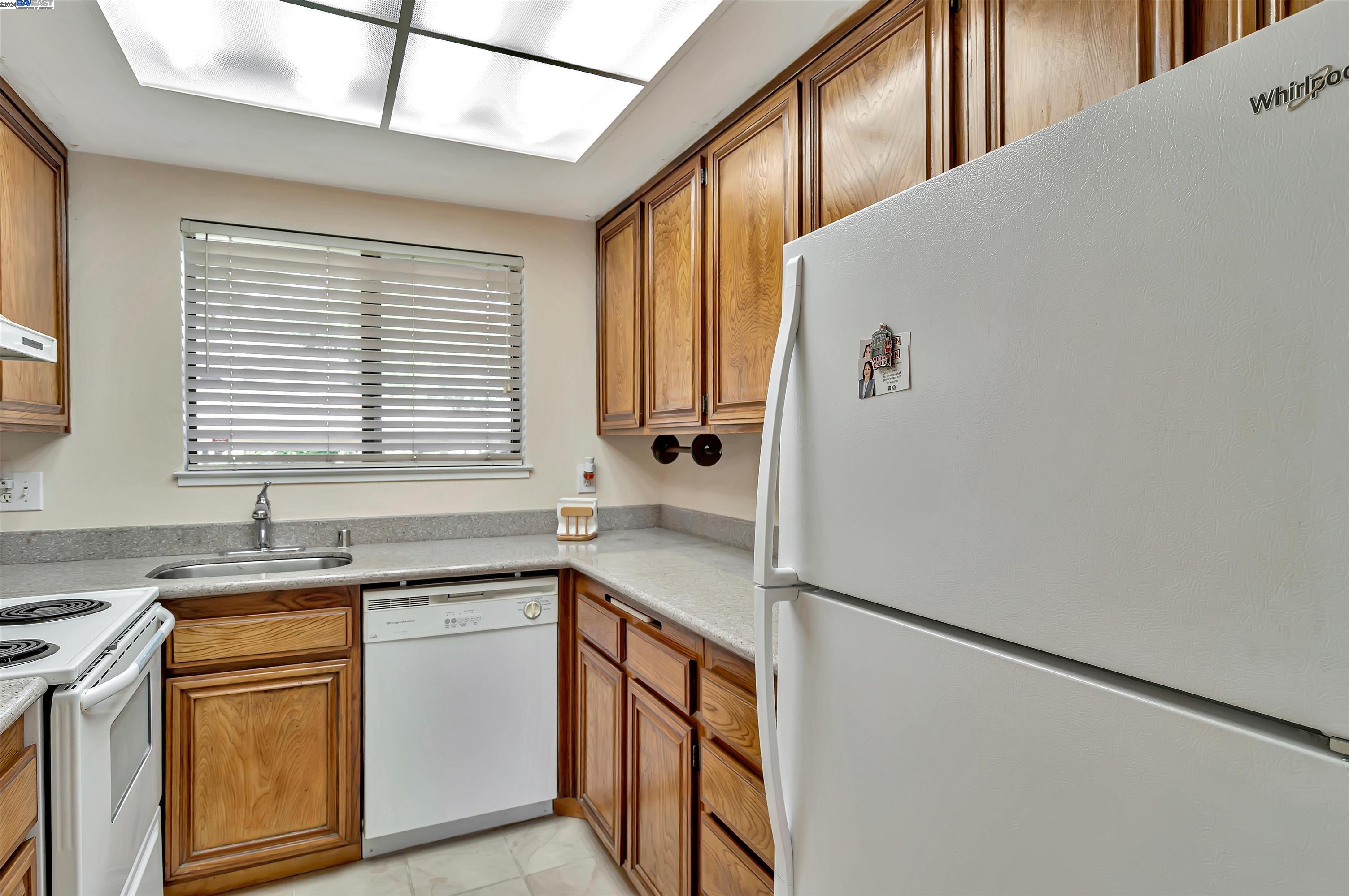 Detail Gallery Image 11 of 25 For 1035 N Abbott Ave, Milpitas,  CA 95035 - 2 Beds | 1 Baths