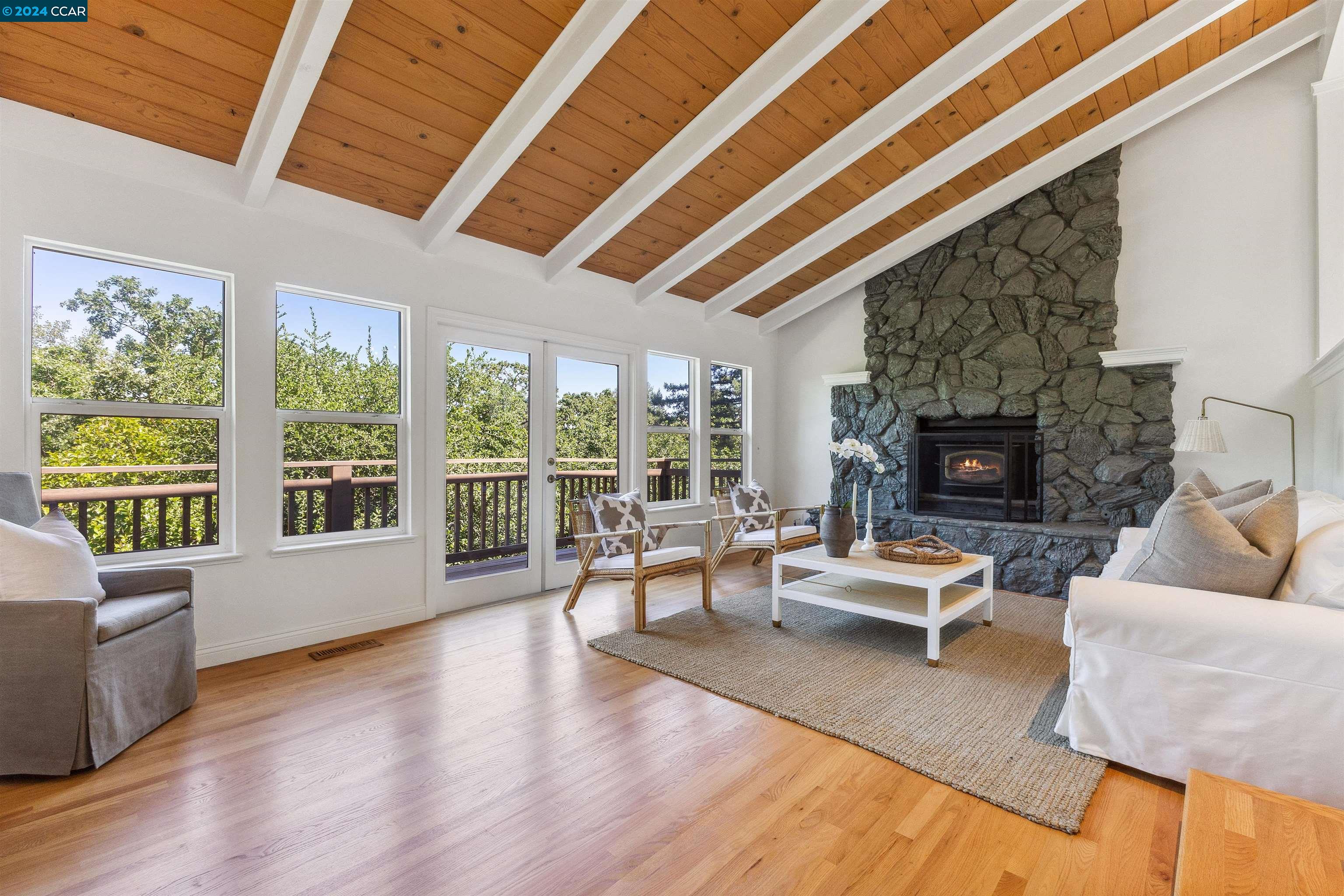Detail Gallery Image 4 of 56 For 1857 Reliez Valley Rd, Lafayette,  CA 94549 - 4 Beds | 2/1 Baths