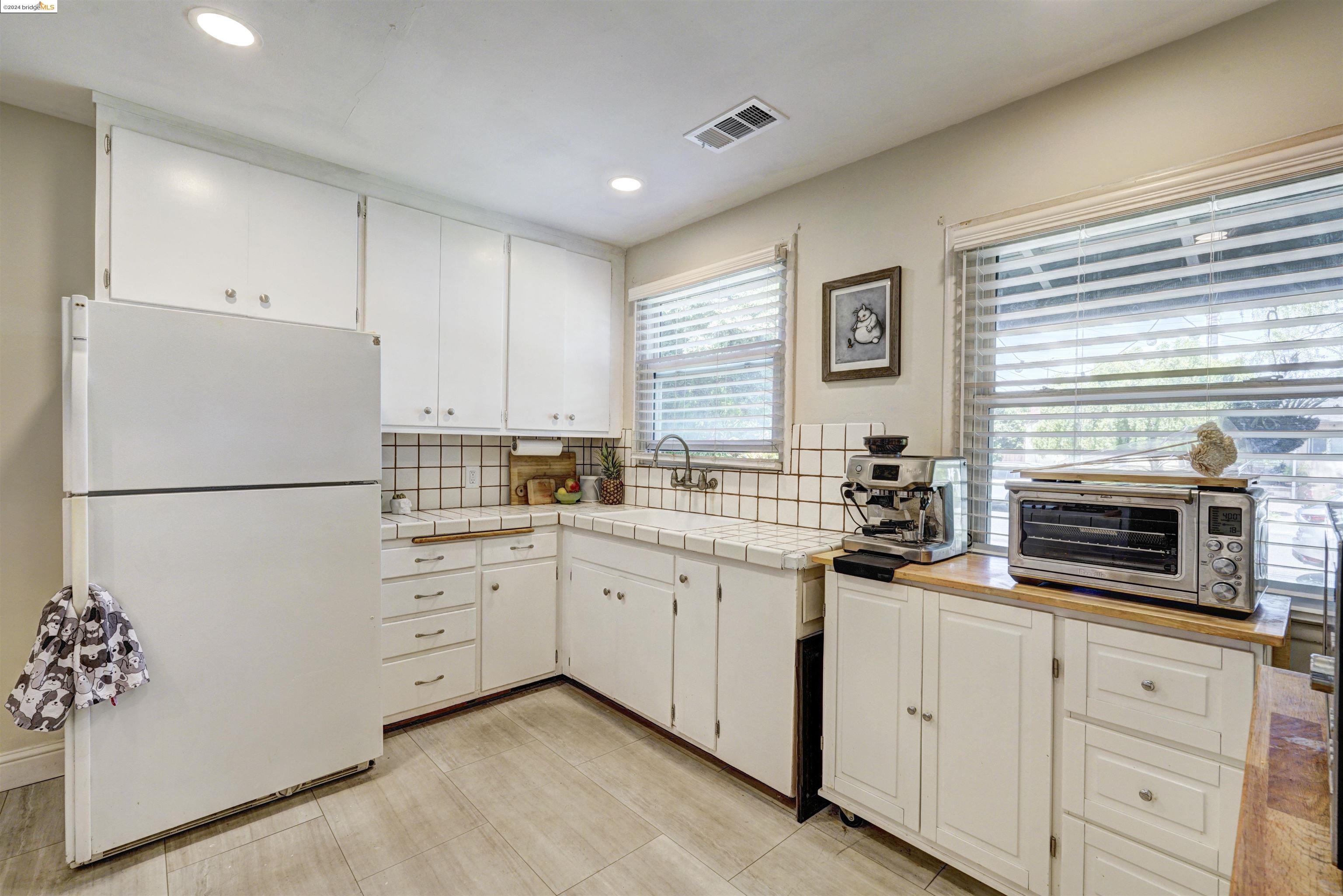 Detail Gallery Image 18 of 36 For 1630 136th Ave, San Leandro,  CA 94578 - 2 Beds | 1 Baths