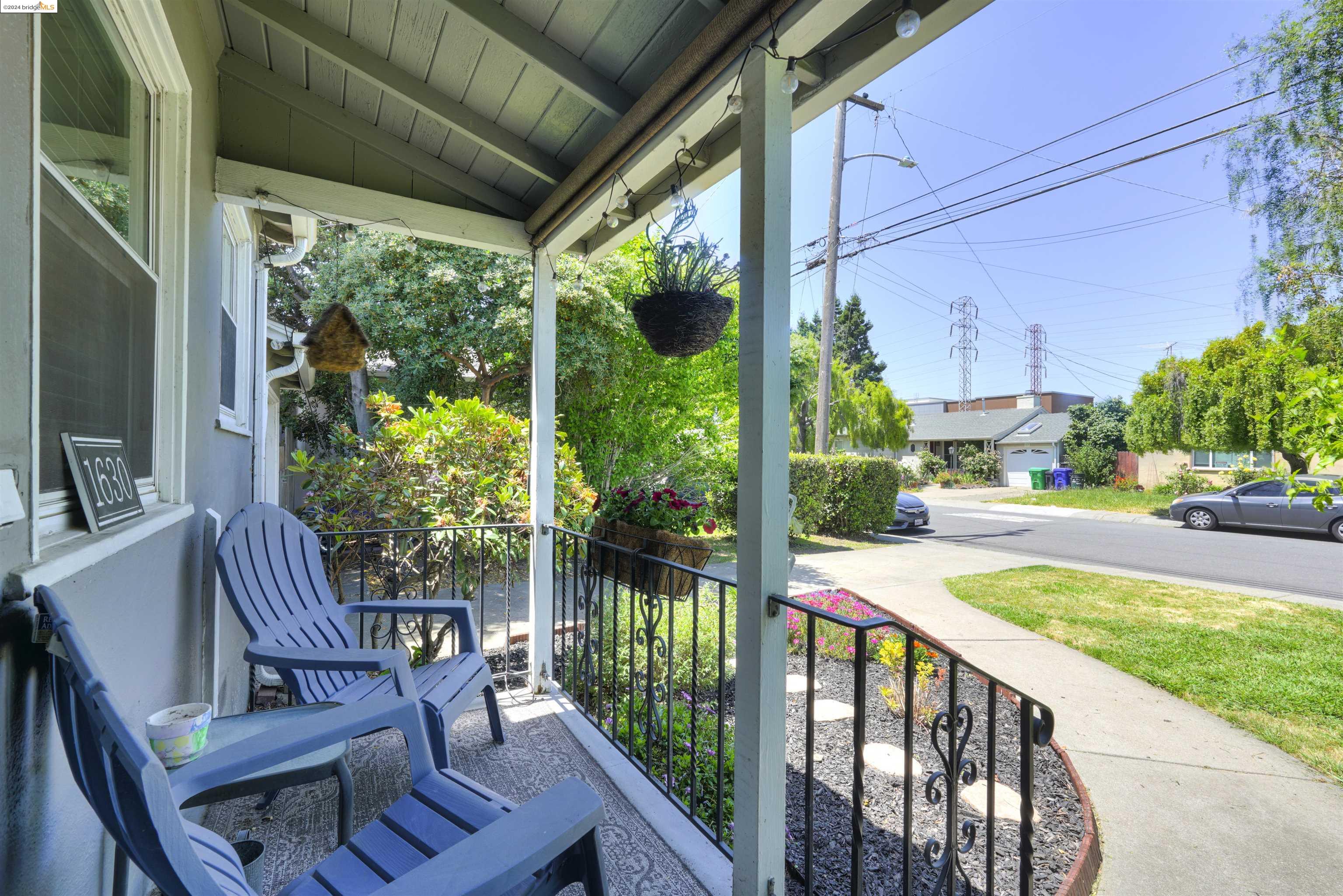 Detail Gallery Image 5 of 36 For 1630 136th Ave, San Leandro,  CA 94578 - 2 Beds | 1 Baths