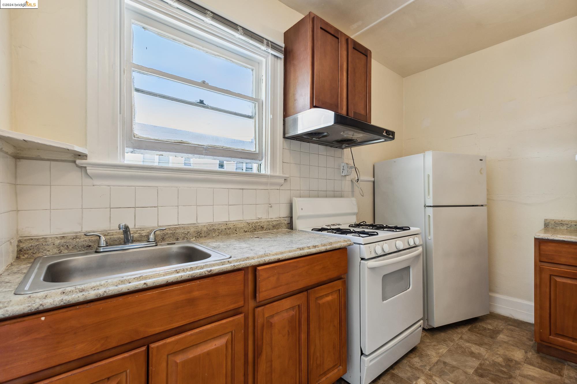 Photo #17: 41060912 Listing: Photo #17