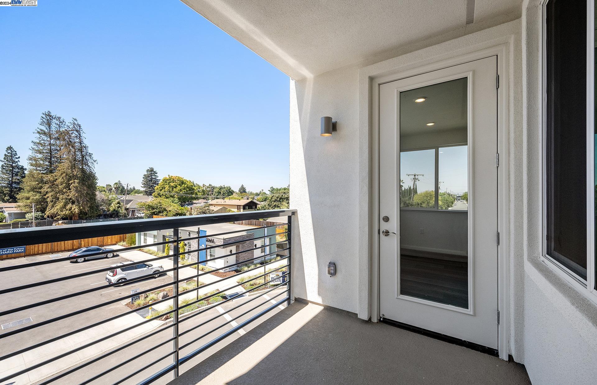 Detail Gallery Image 31 of 46 For 3356 Petunia Court #301 / 66,  San Jose,  CA 95117 - 2 Beds | 2 Baths