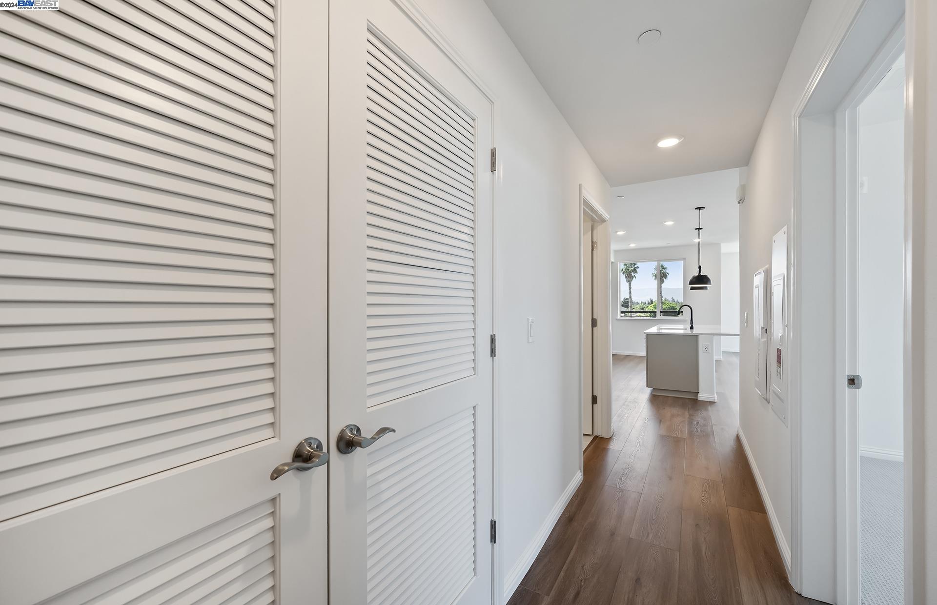 Detail Gallery Image 37 of 46 For 3356 Petunia Court #301 / 66,  San Jose,  CA 95117 - 2 Beds | 2 Baths