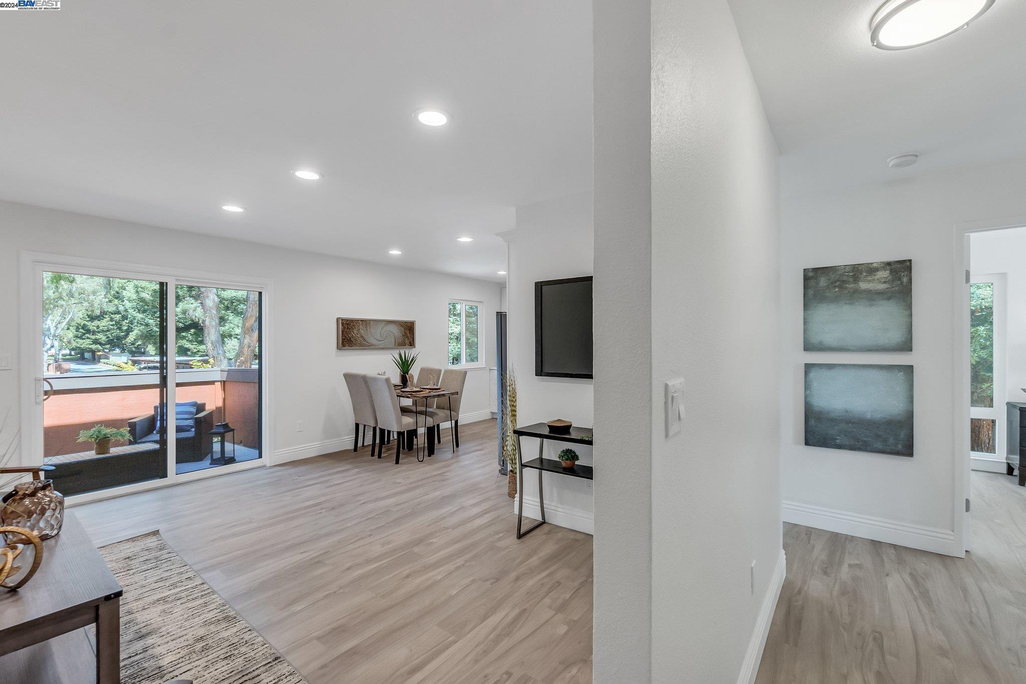 Photo #3: 41060954 Listing 
