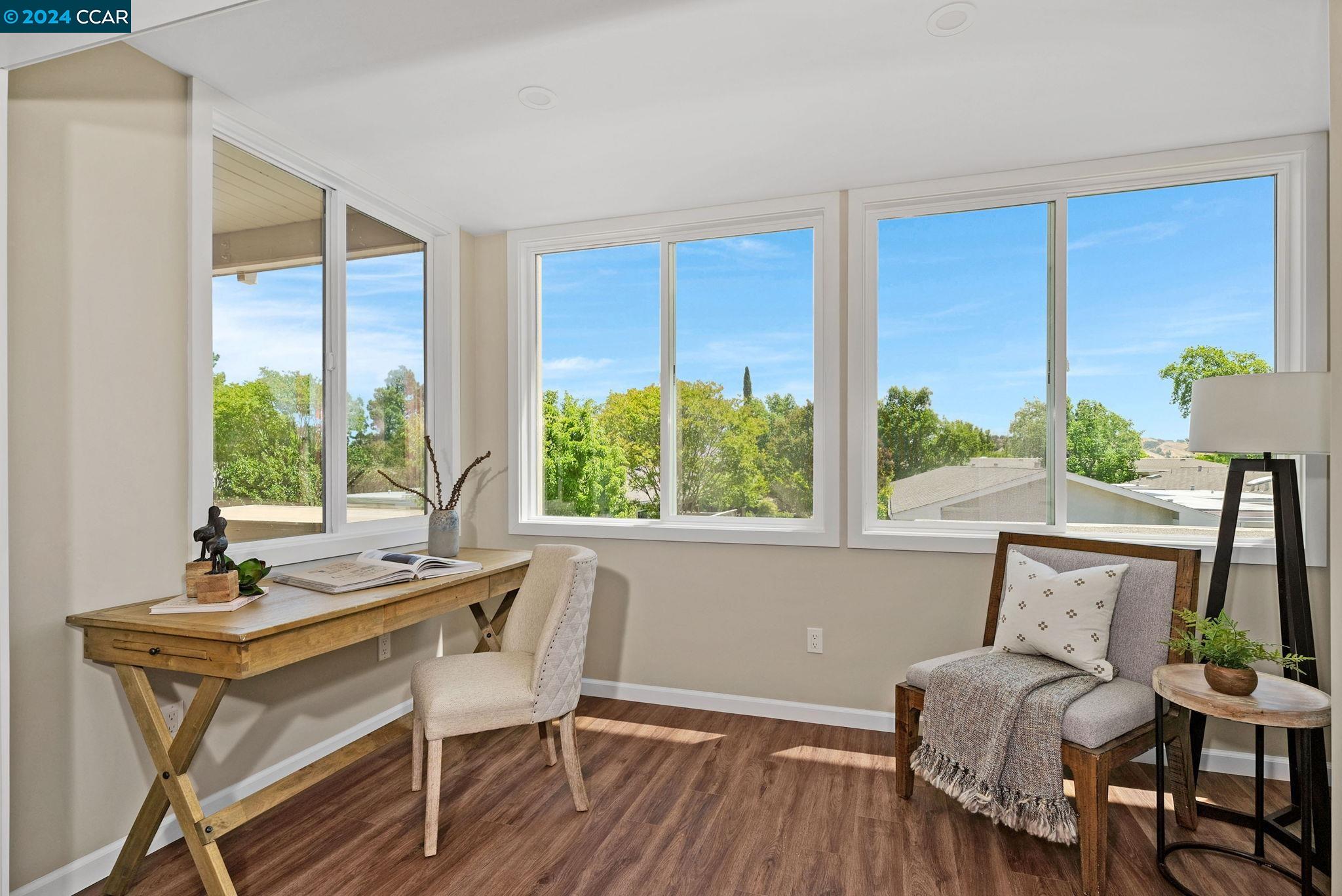 Detail Gallery Image 9 of 23 For 2549 Pine Knoll Dr #10,  Walnut Creek,  CA 94595 - 2 Beds | 2 Baths