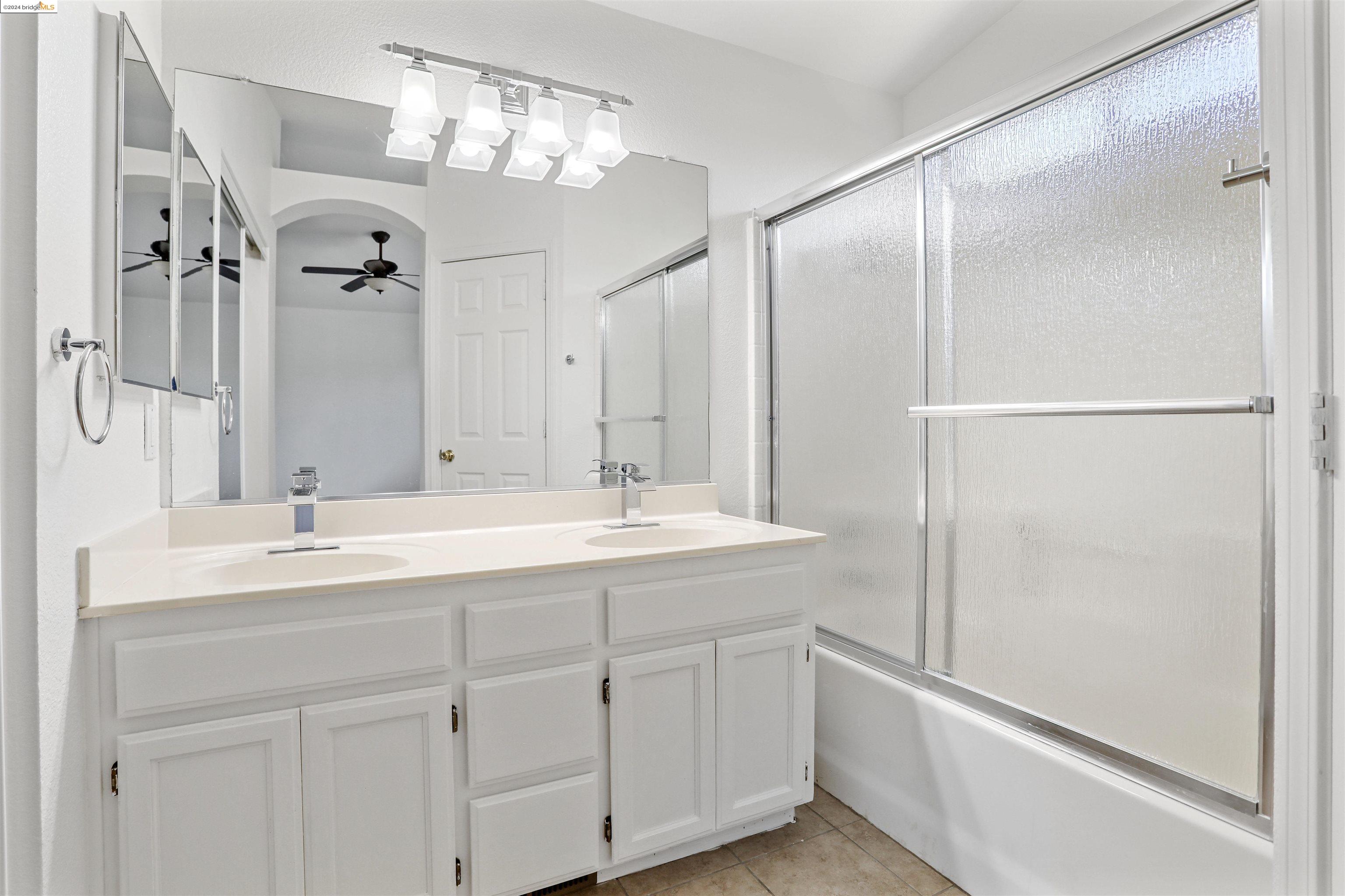 Detail Gallery Image 24 of 33 For 3701 Dillingham Ave, Modesto,  CA 95357 - 4 Beds | 2/1 Baths