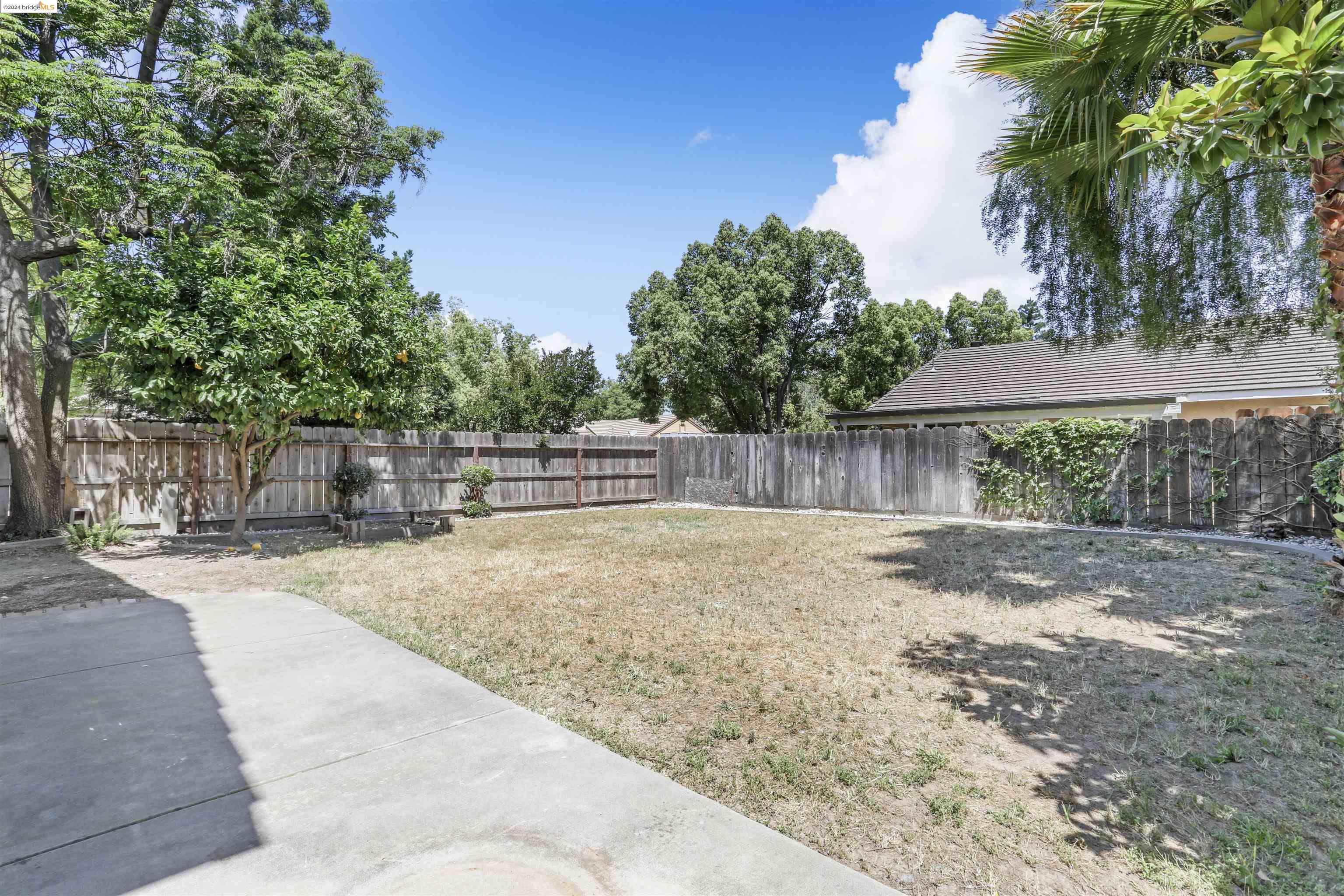 Detail Gallery Image 31 of 33 For 3701 Dillingham Ave, Modesto,  CA 95357 - 4 Beds | 2/1 Baths
