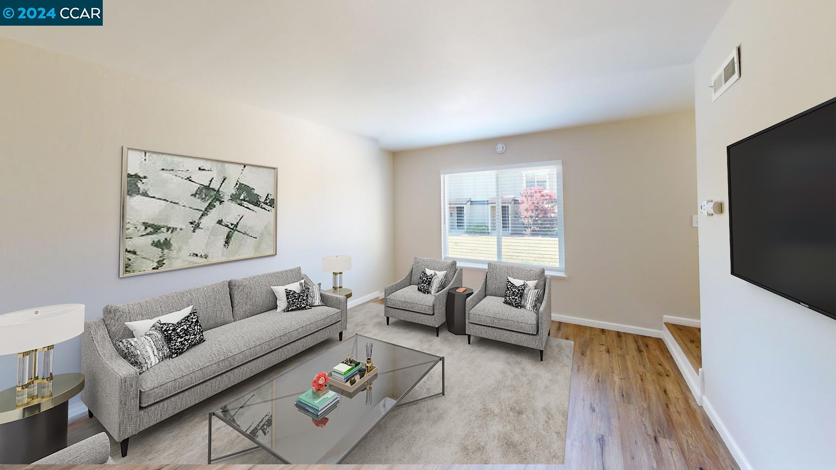 Photo #2: 41061035 Listing 