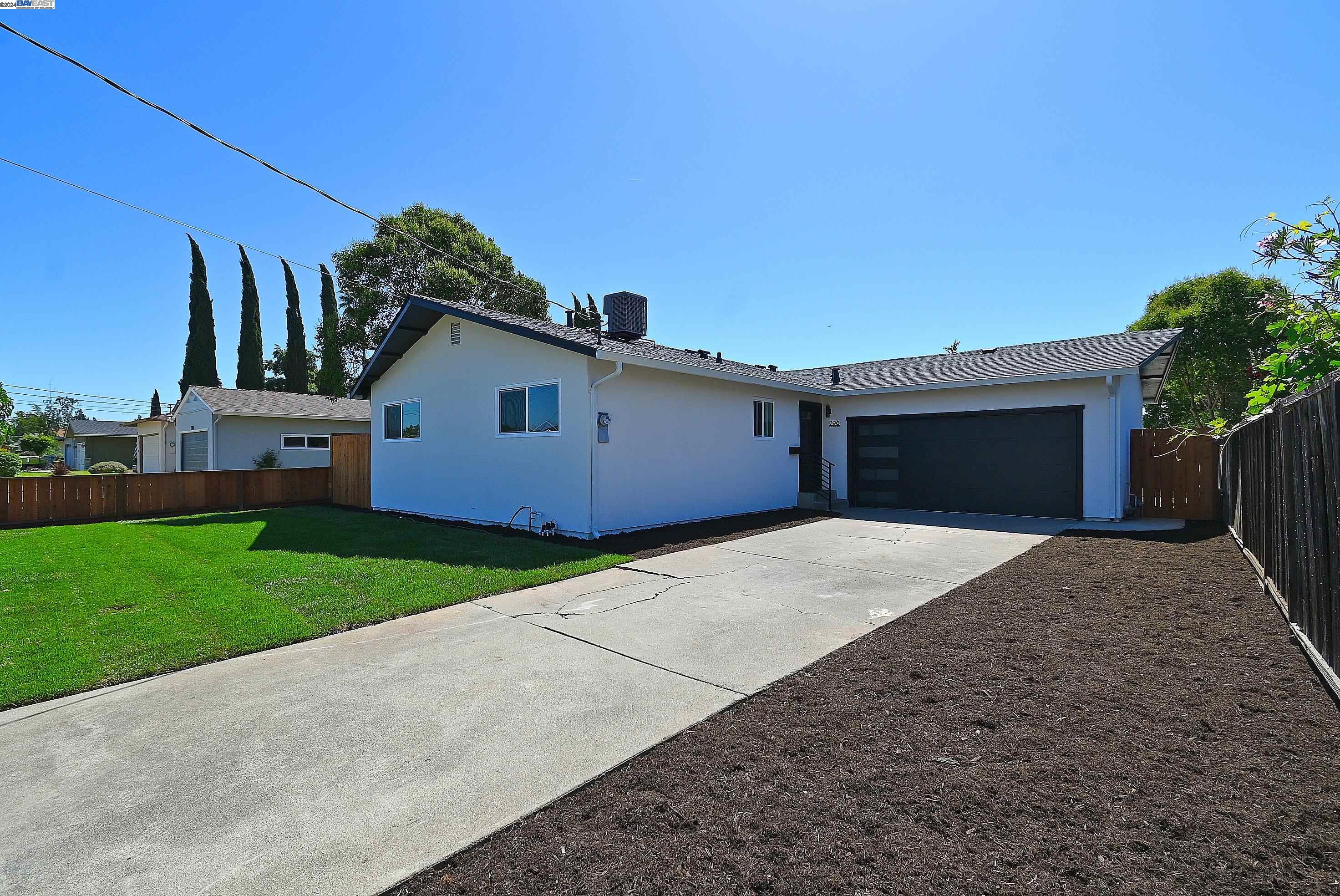 Detail Gallery Image 1 of 1 For 798 Meadowlark St, Livermore,  CA 94551 - 4 Beds | 2 Baths