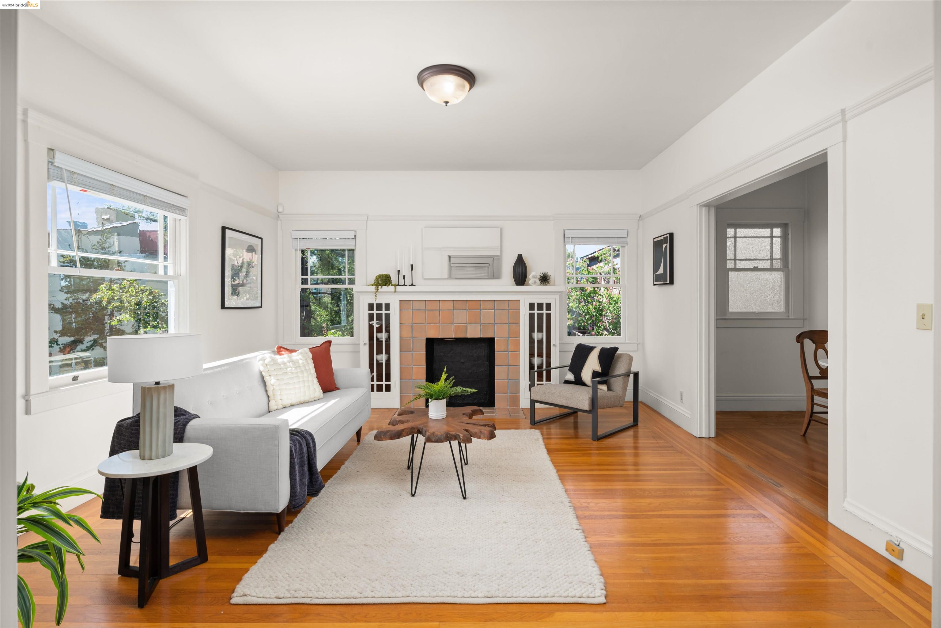 Photo #5: 41061328 Listing 