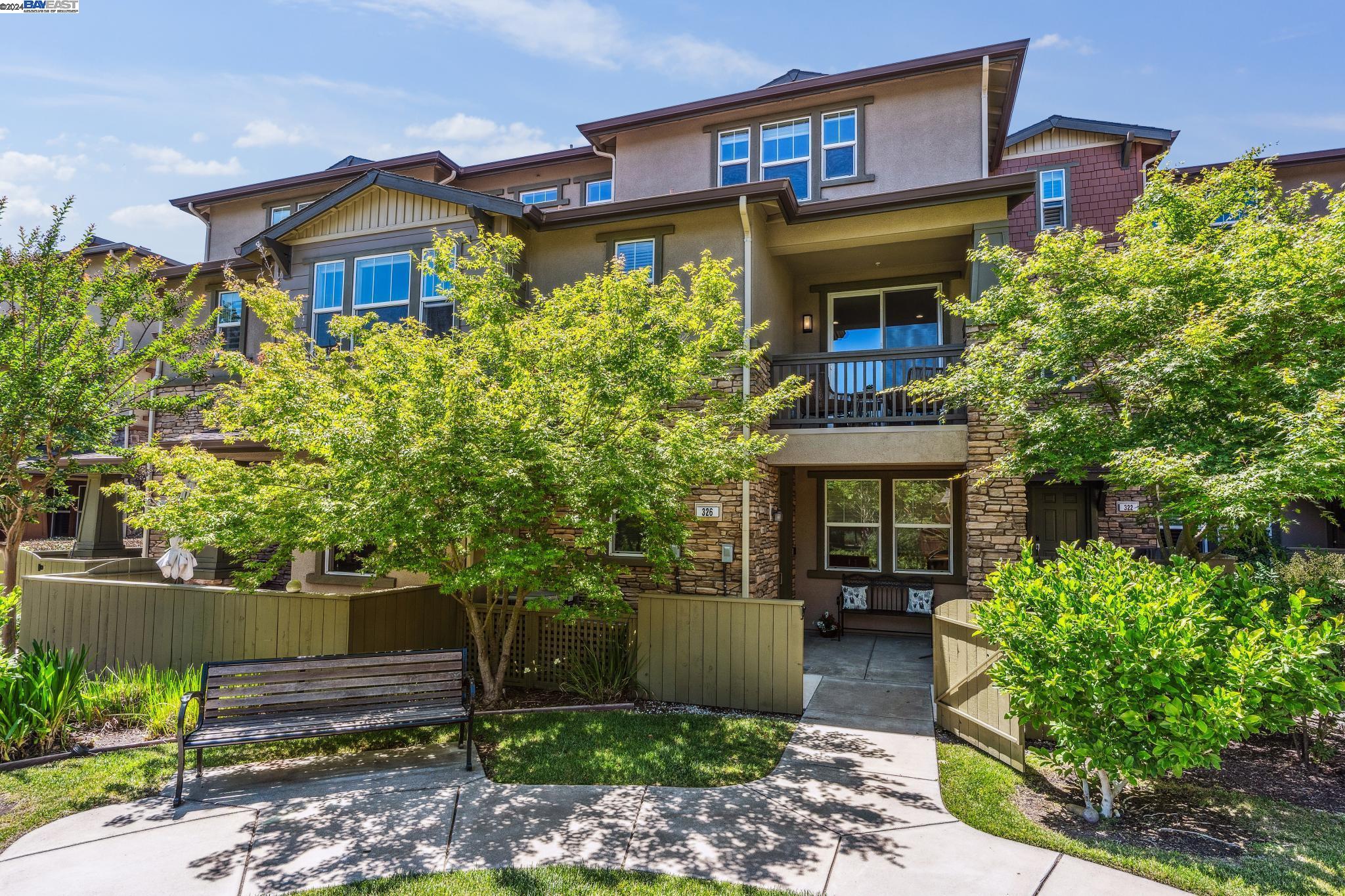 Photo #2: 41061359 Listing 