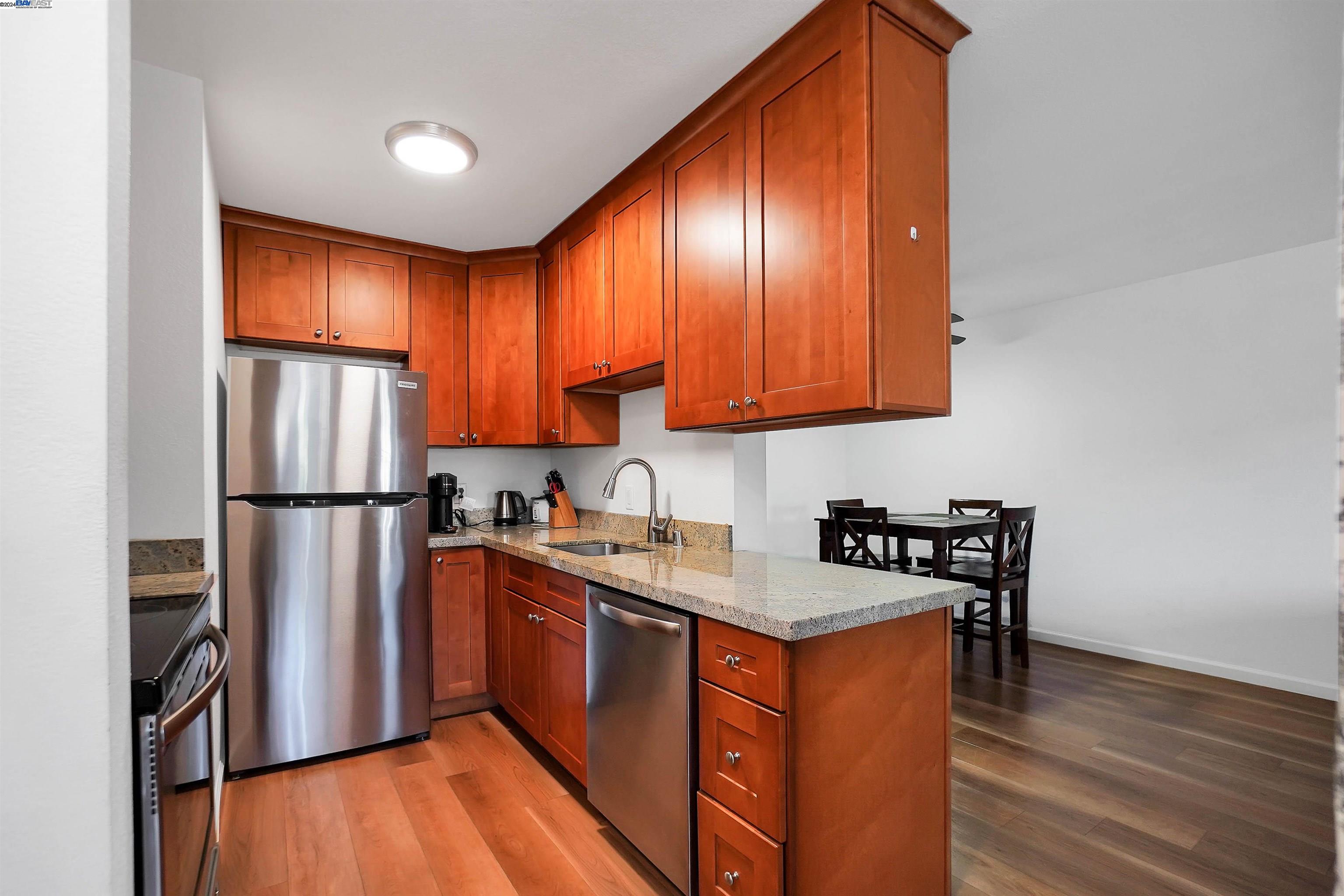 Photo #5: 41061400 Listing 