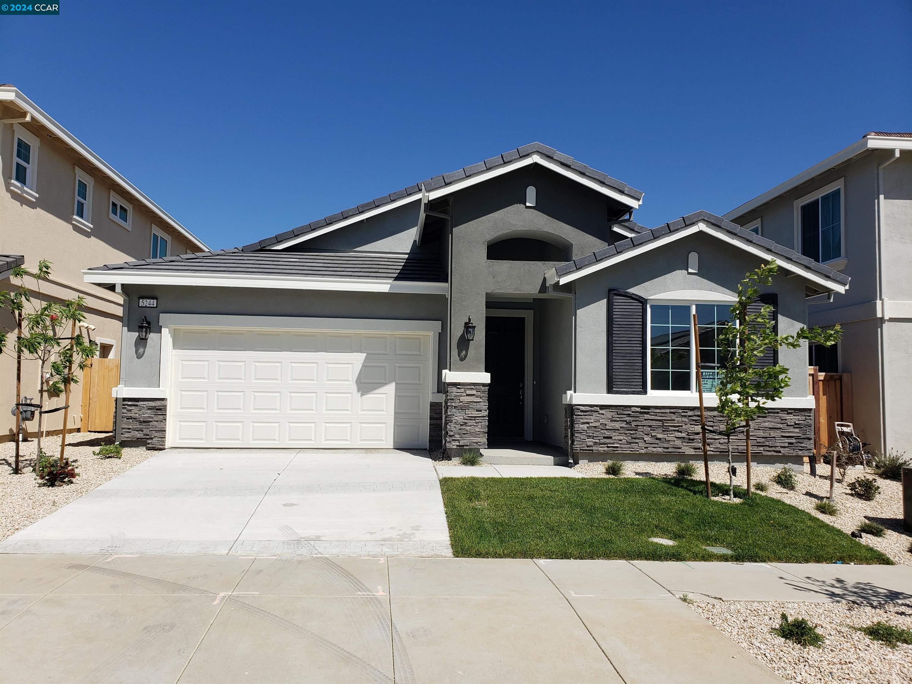 Detail Gallery Image 1 of 1 For 5244 Valerian Dr, Fairfield,  CA 94534 - 4 Beds | 3 Baths