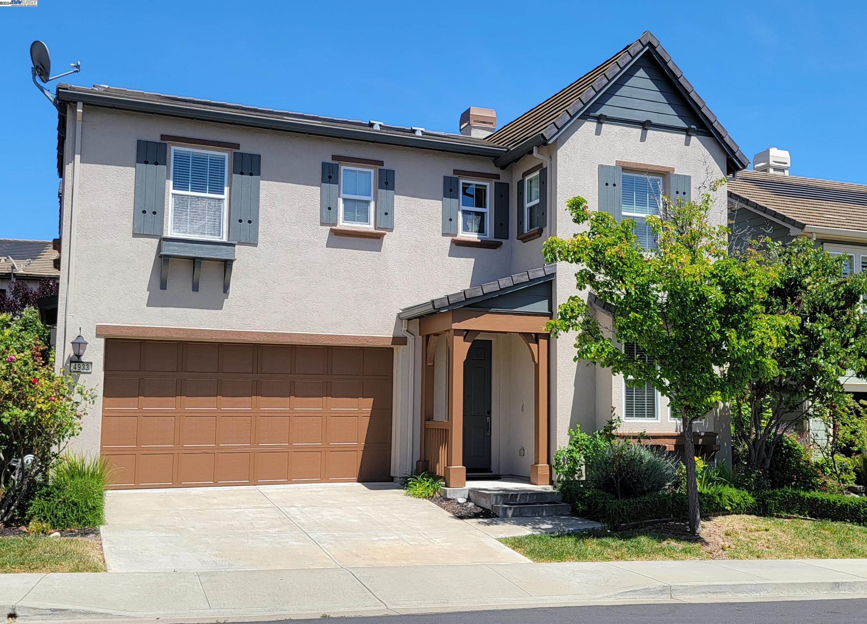Detail Gallery Image 1 of 1 For 4933 Colchester Court, Dublin,  CA 94568 - 5 Beds | 4 Baths