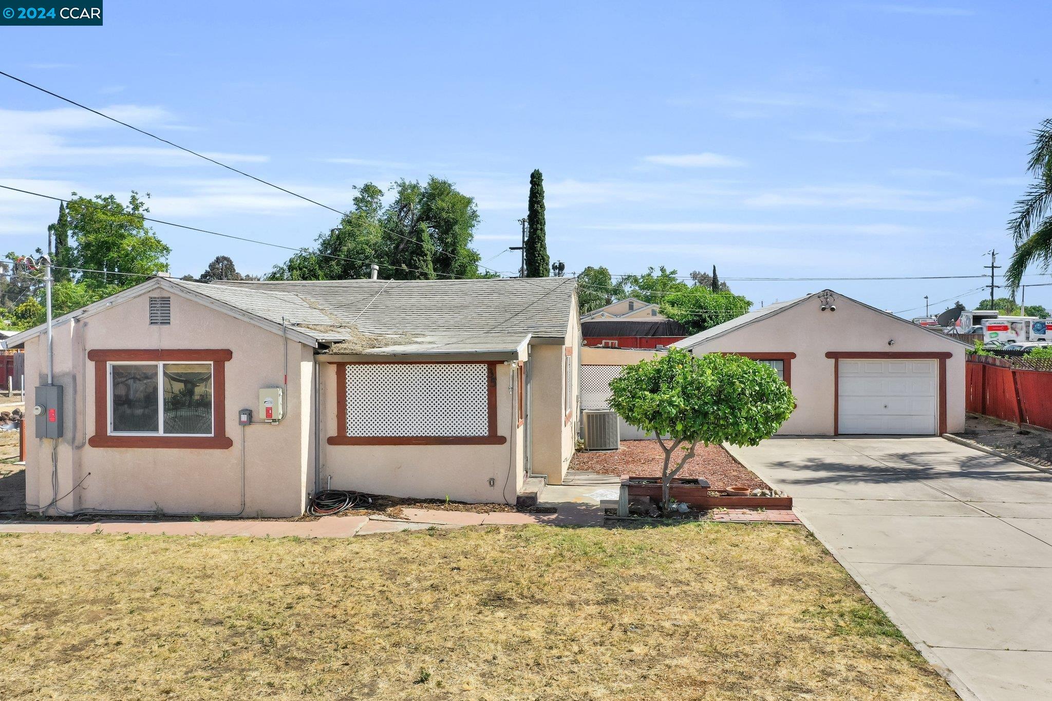 Detail Gallery Image 1 of 1 For 35 Hill Ave, Oakley,  CA 94561 - 3 Beds | 1 Baths