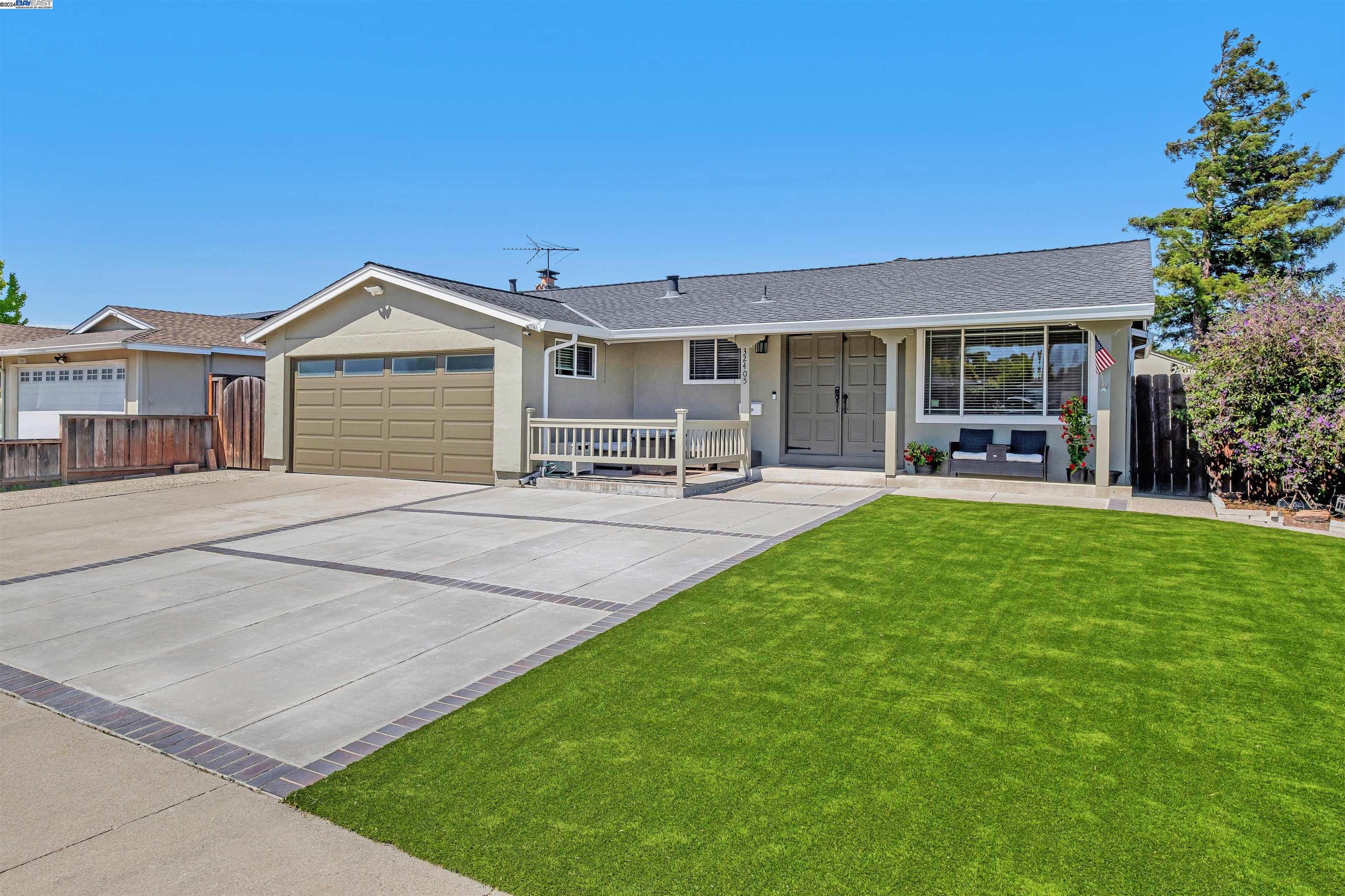 Detail Gallery Image 1 of 1 For 32405 Elizabeth Way, Union City,  CA 94587 - 3 Beds | 2 Baths