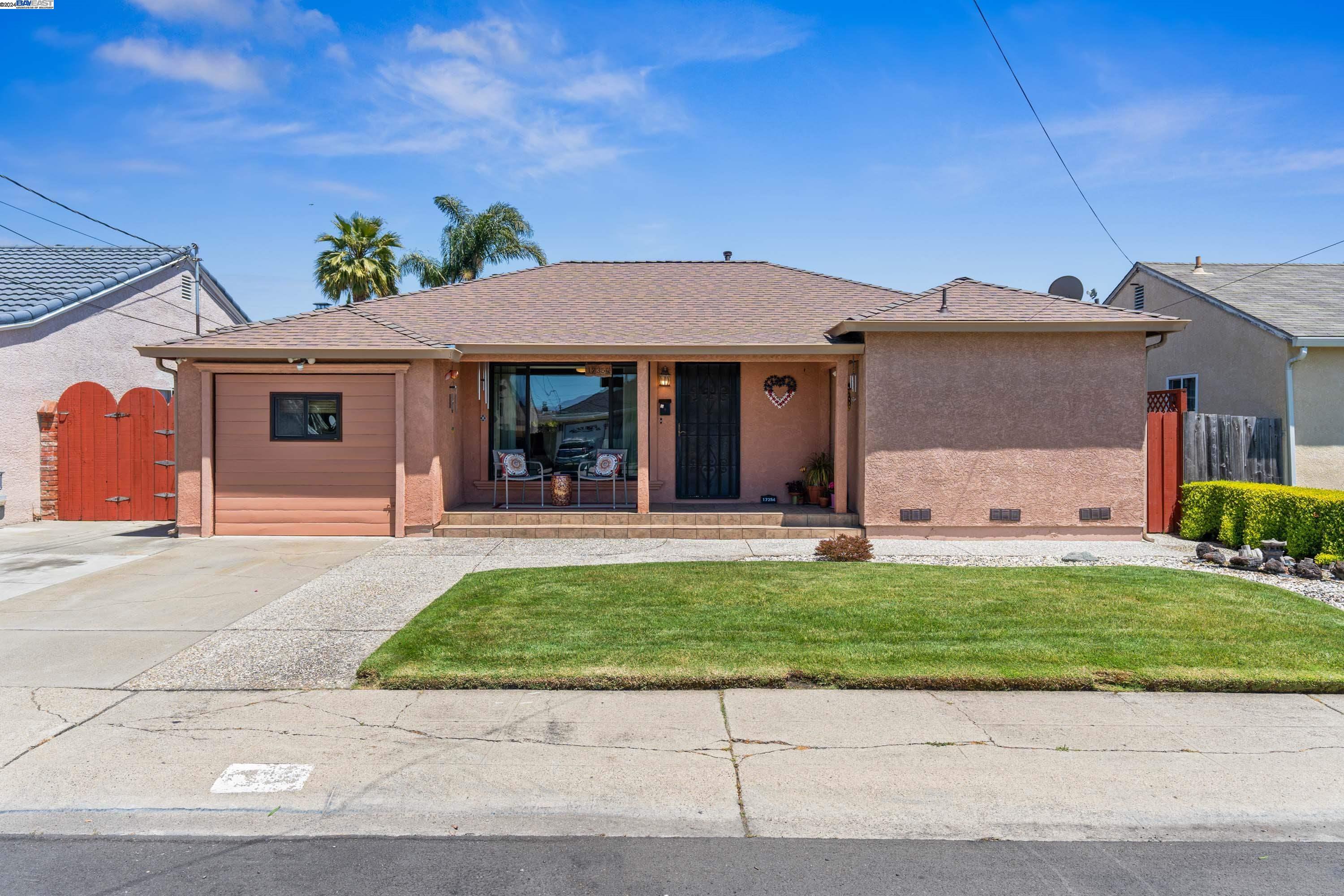 Detail Gallery Image 1 of 1 For 17354 via El Cerrito, San Lorenzo,  CA 94580 - 3 Beds | 2 Baths