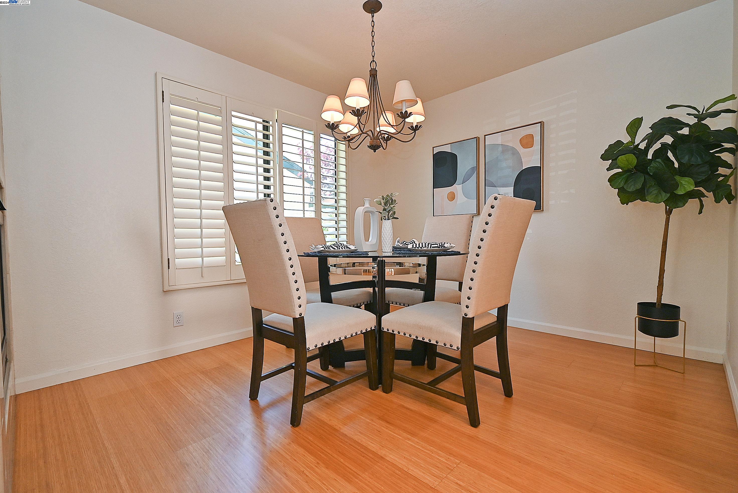 Photo #6: 41061588 Listing 