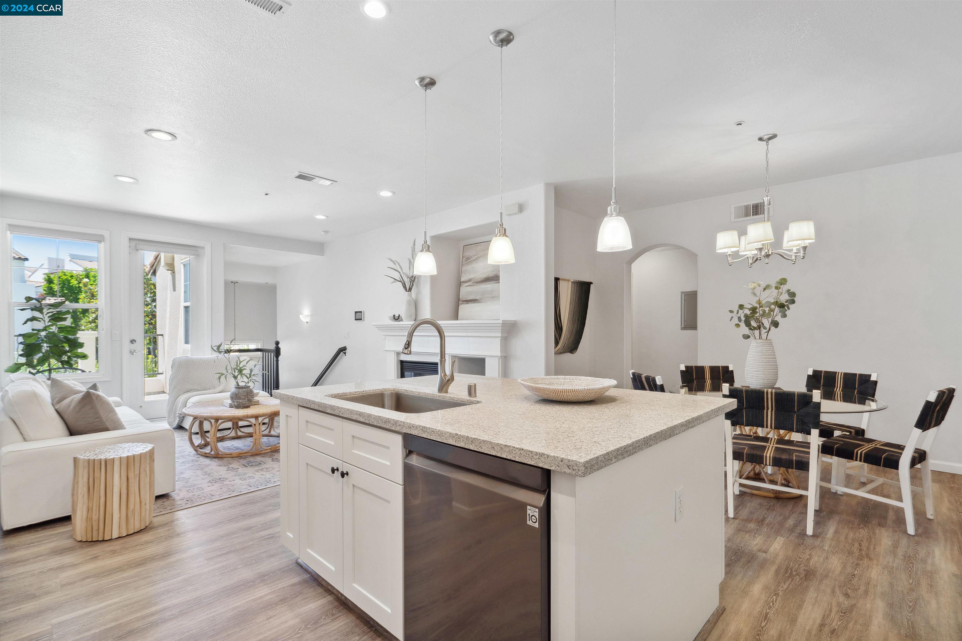 Photo #4: 41061849 Listing 