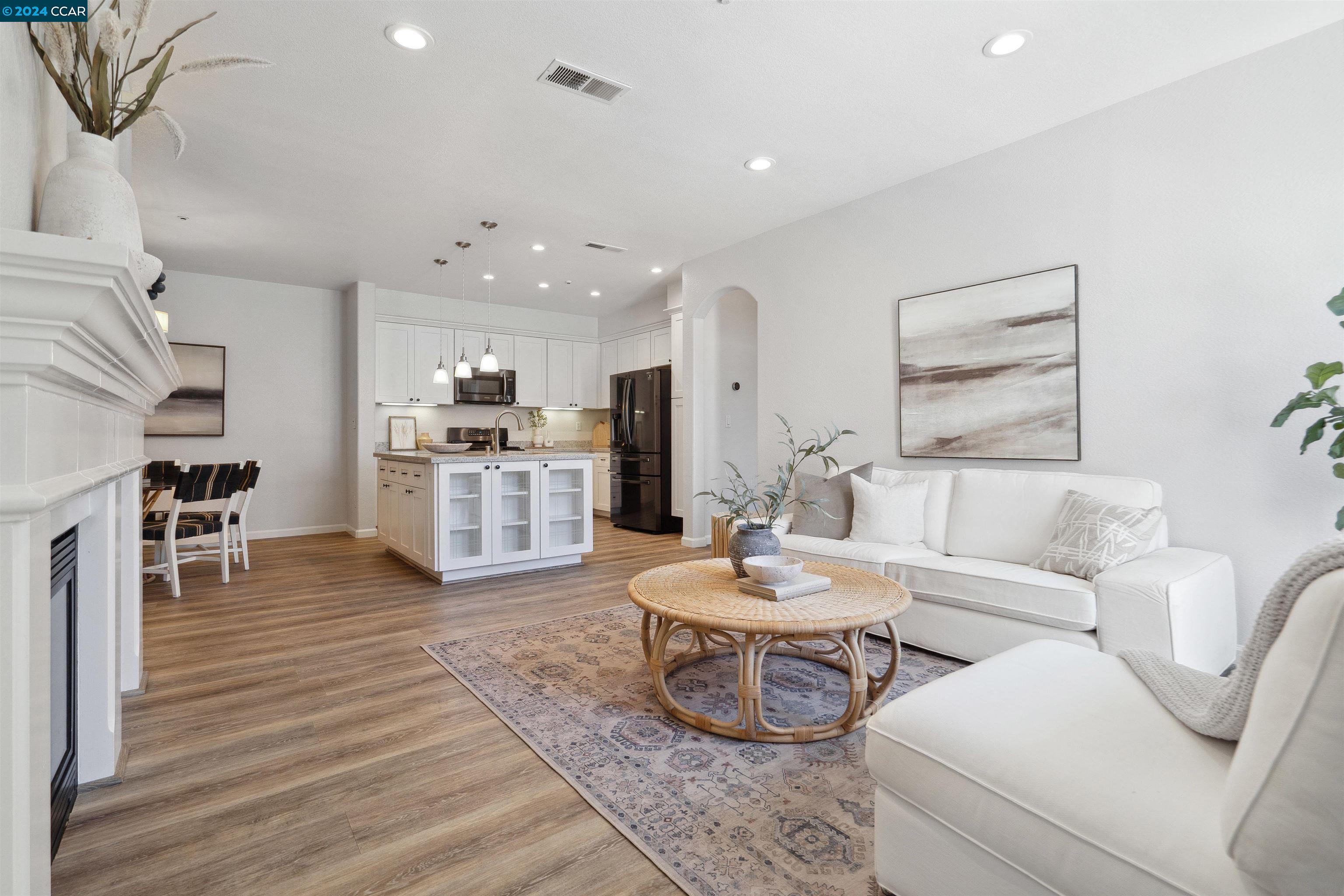 Photo #5: 41061849 Listing 