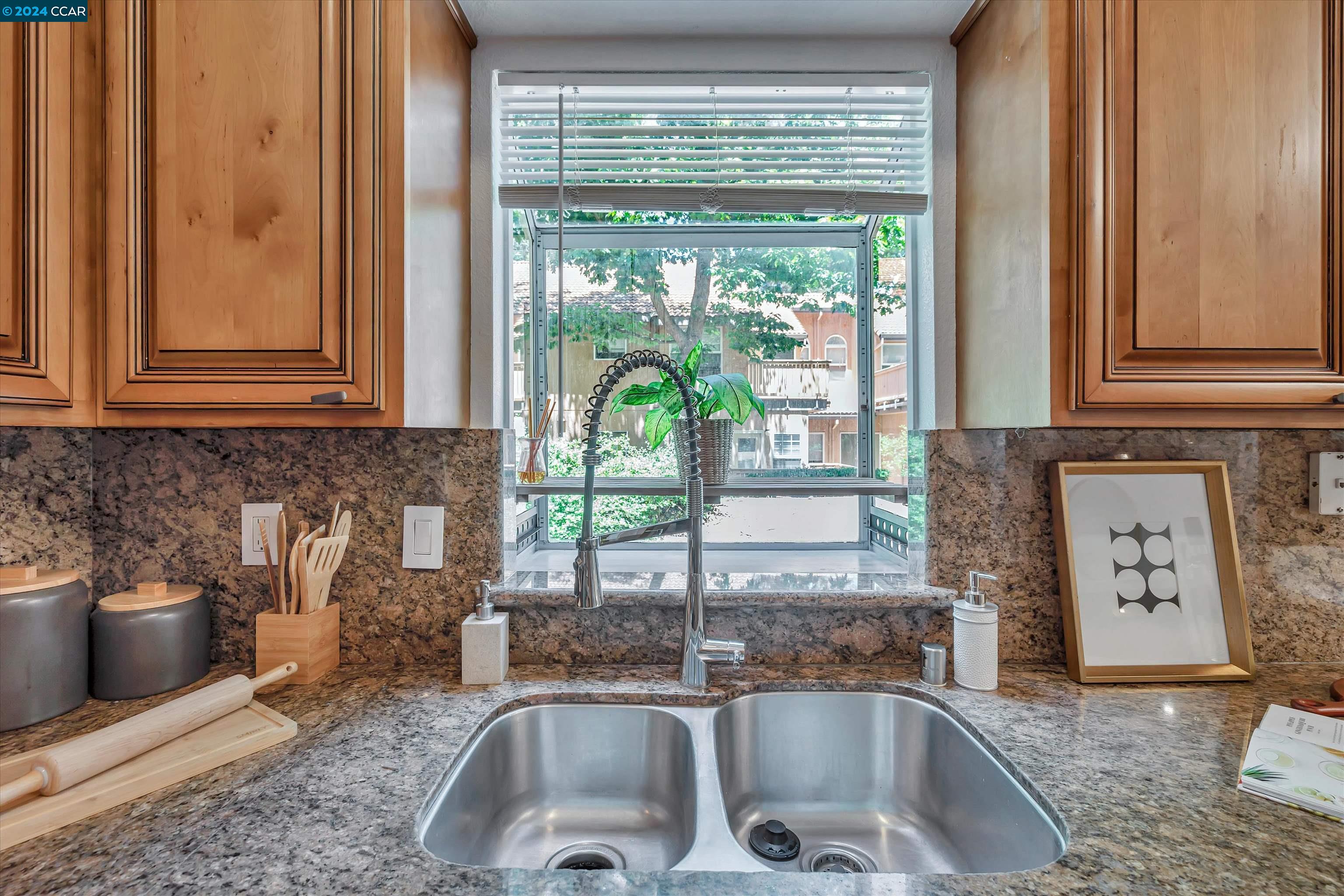 Photo #5: 41061868 Listing 