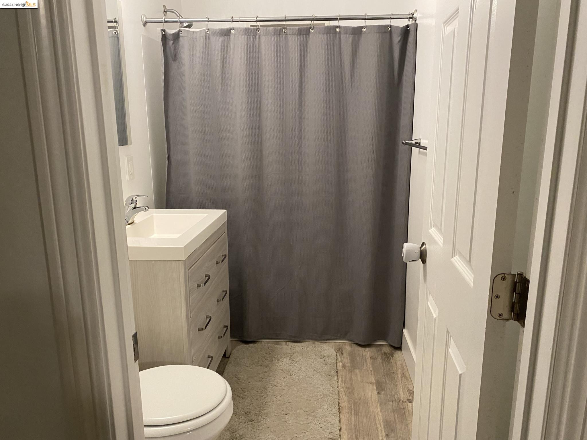 Detail Gallery Image 6 of 14 For 358 Casanova Ave, Monterey,  CA 93940 - 3 Beds | 2 Baths