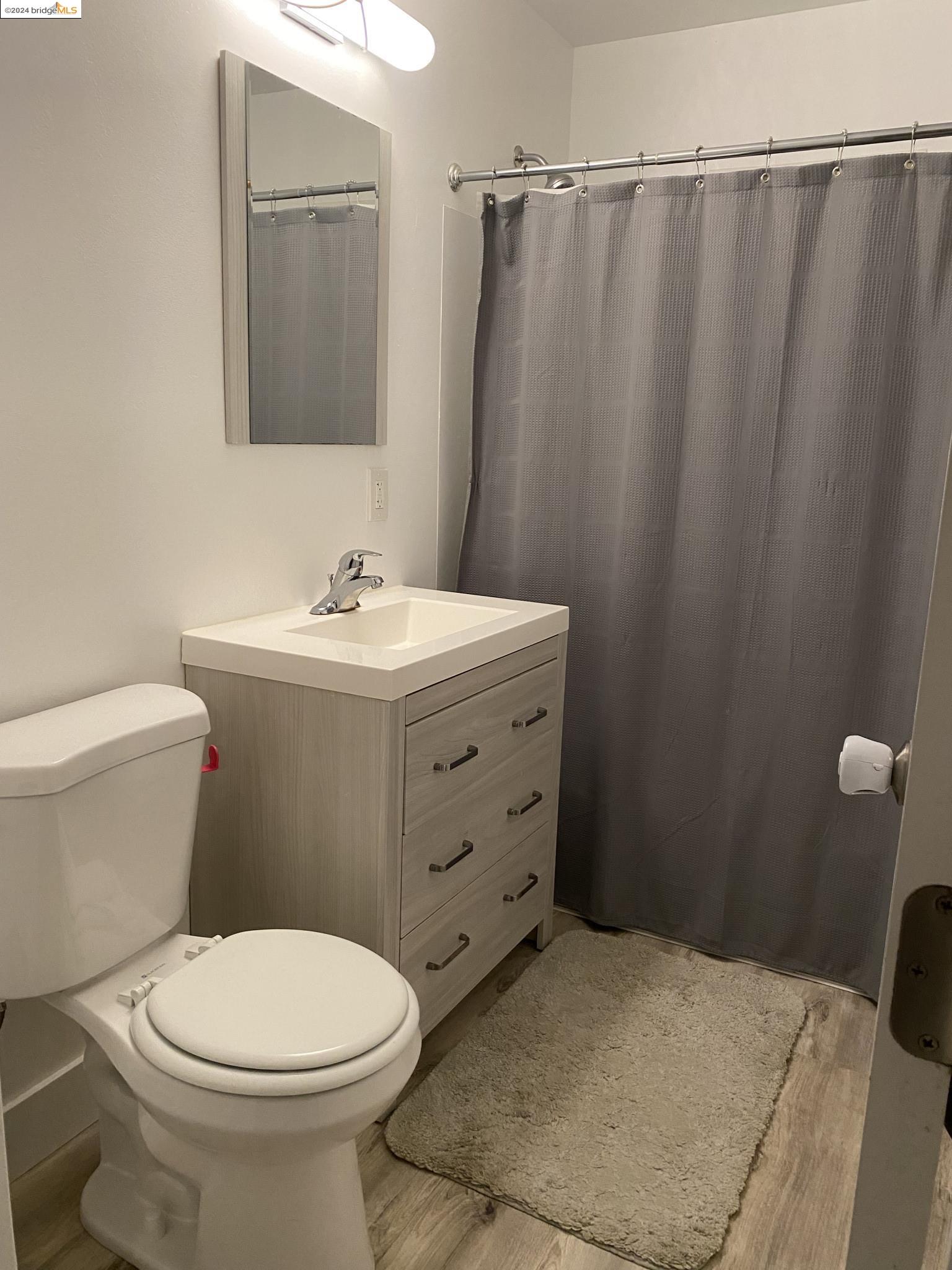 Detail Gallery Image 7 of 14 For 358 Casanova Ave, Monterey,  CA 93940 - 3 Beds | 2 Baths