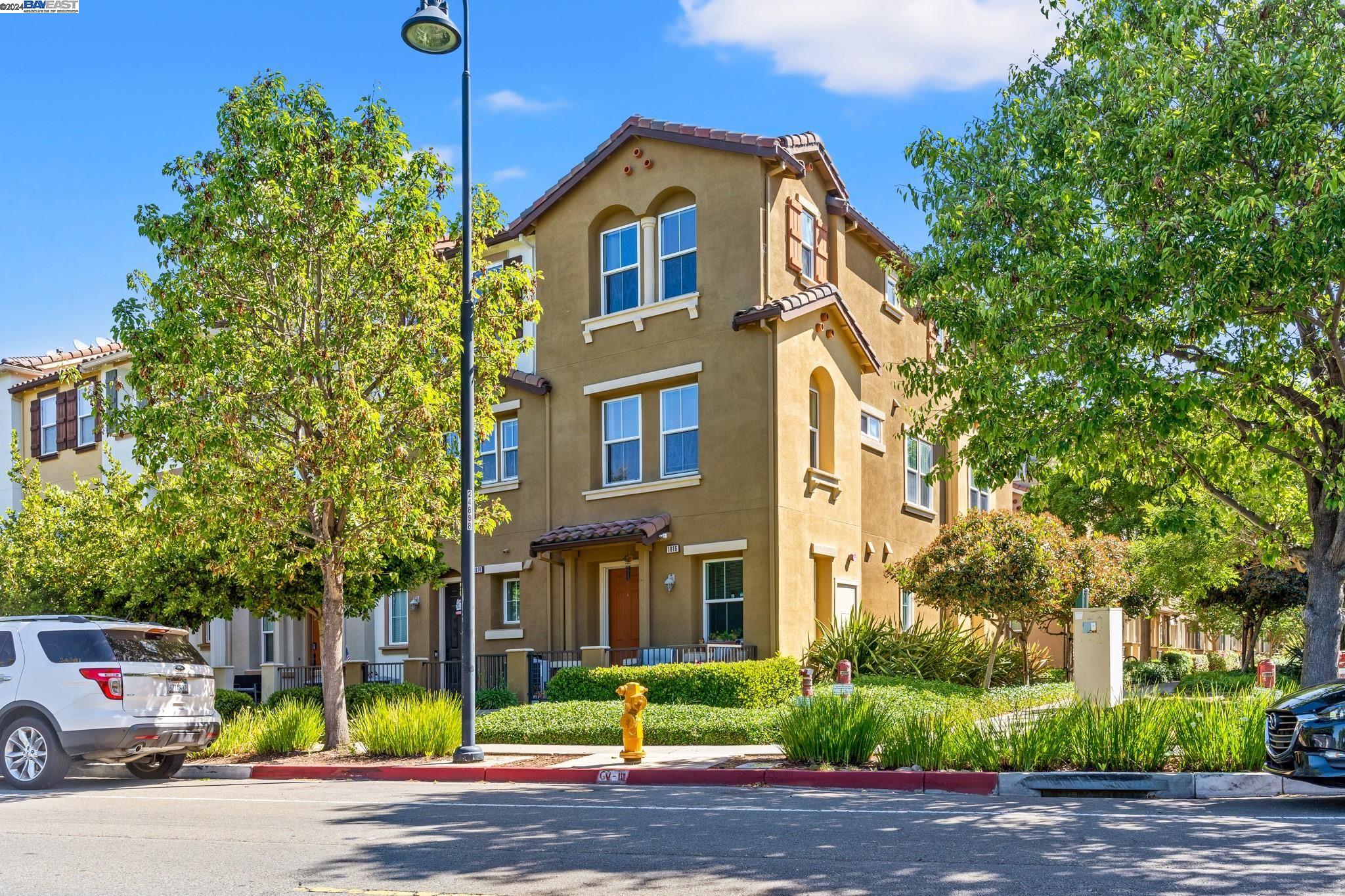 More Details about MLS # 41061872 : 1016 MARTIN LUTHER KING DR