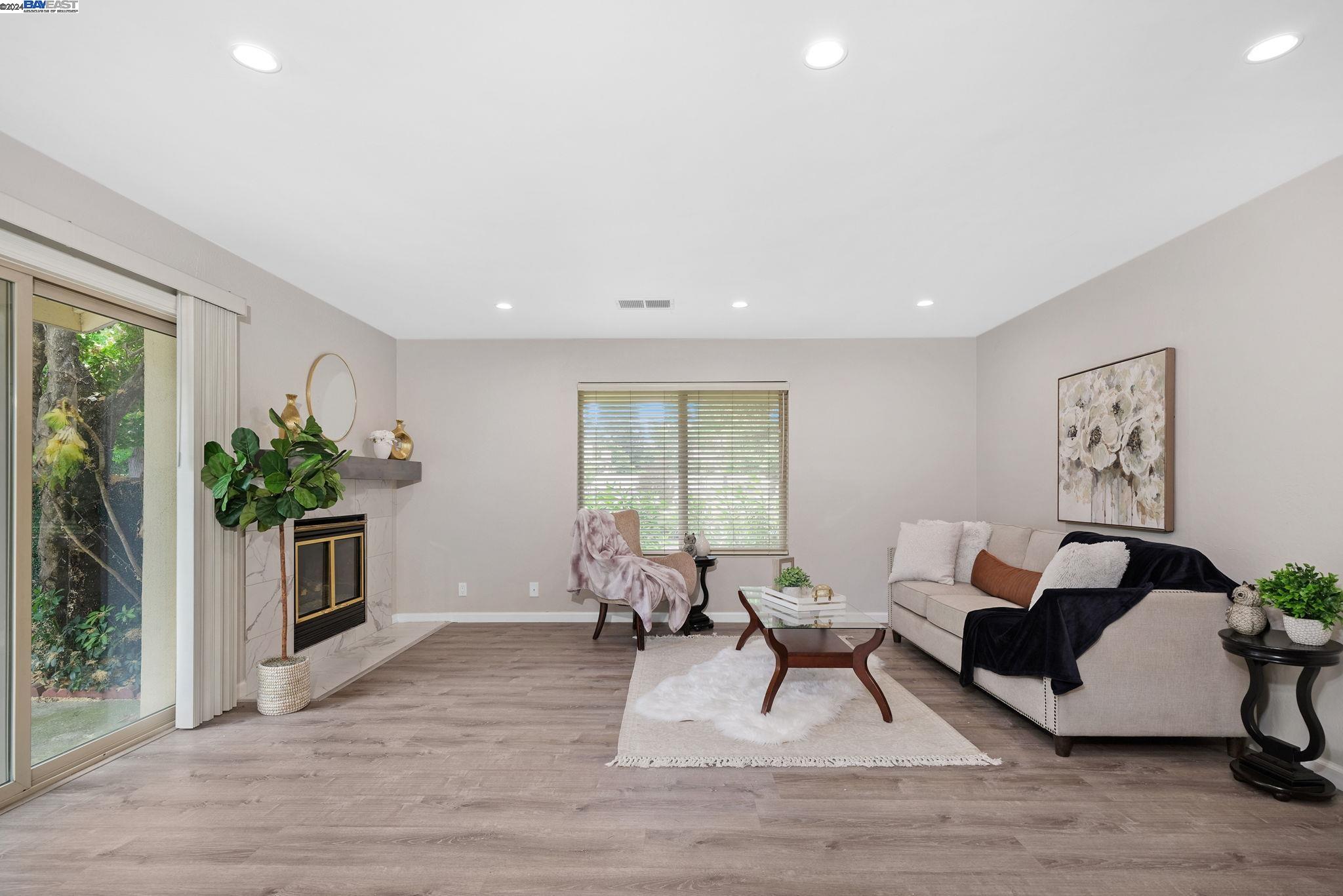 Photo #4: 41061977 Listing 