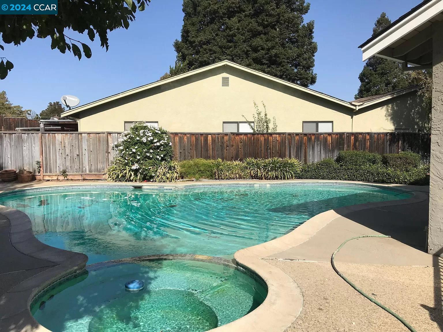 Detail Gallery Image 1 of 1 For 5545 Christine Ct, Gilroy,  CA 95020 - 4 Beds | 2/1 Baths