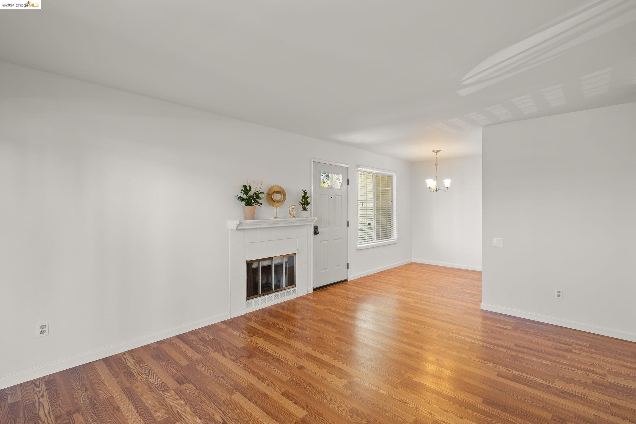 Photo #6: 41062054 Listing 