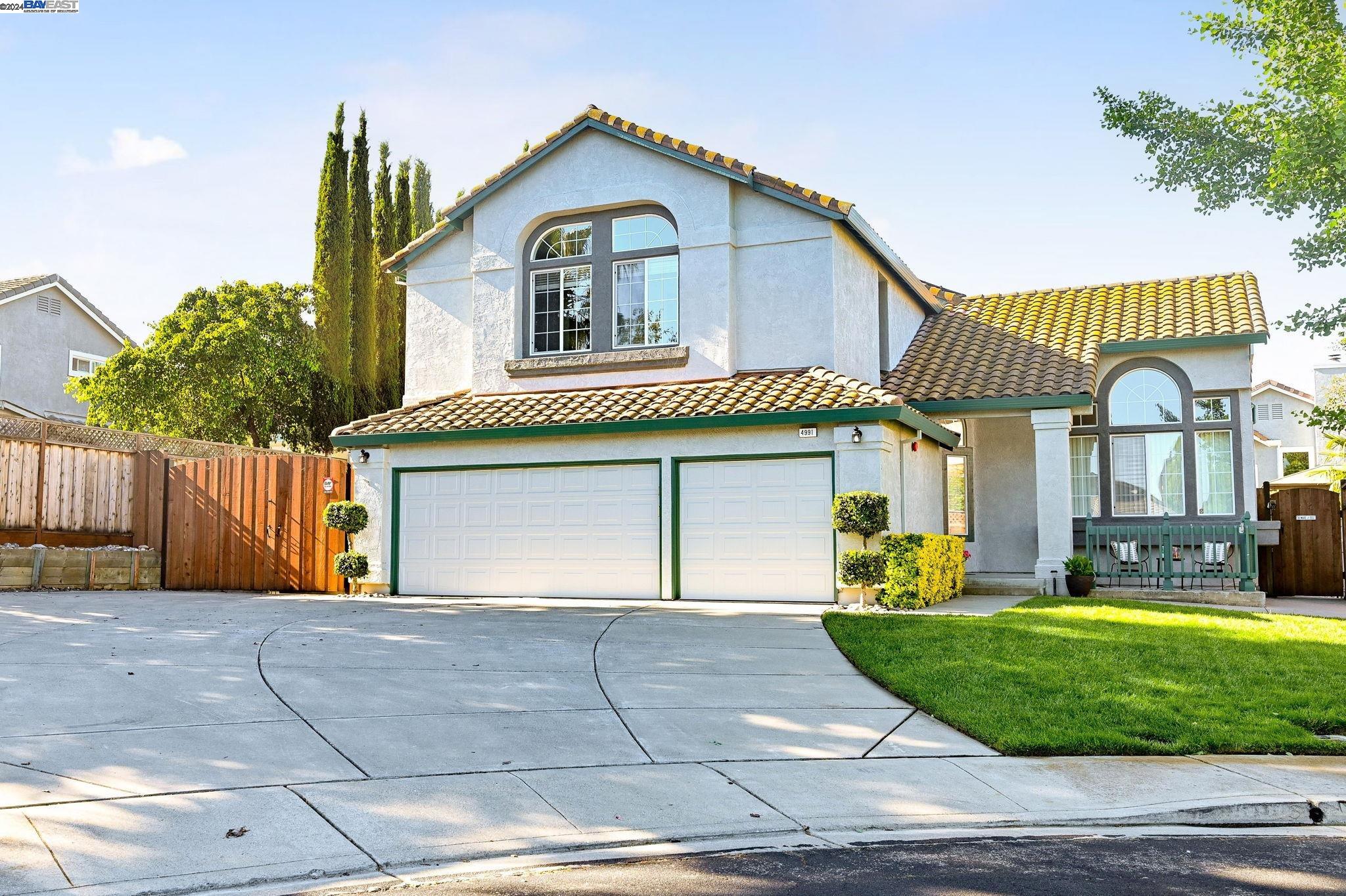 Detail Gallery Image 1 of 1 For 4991 Gladys Court, Livermore,  CA 94550-8515 - 4 Beds | 2/1 Baths