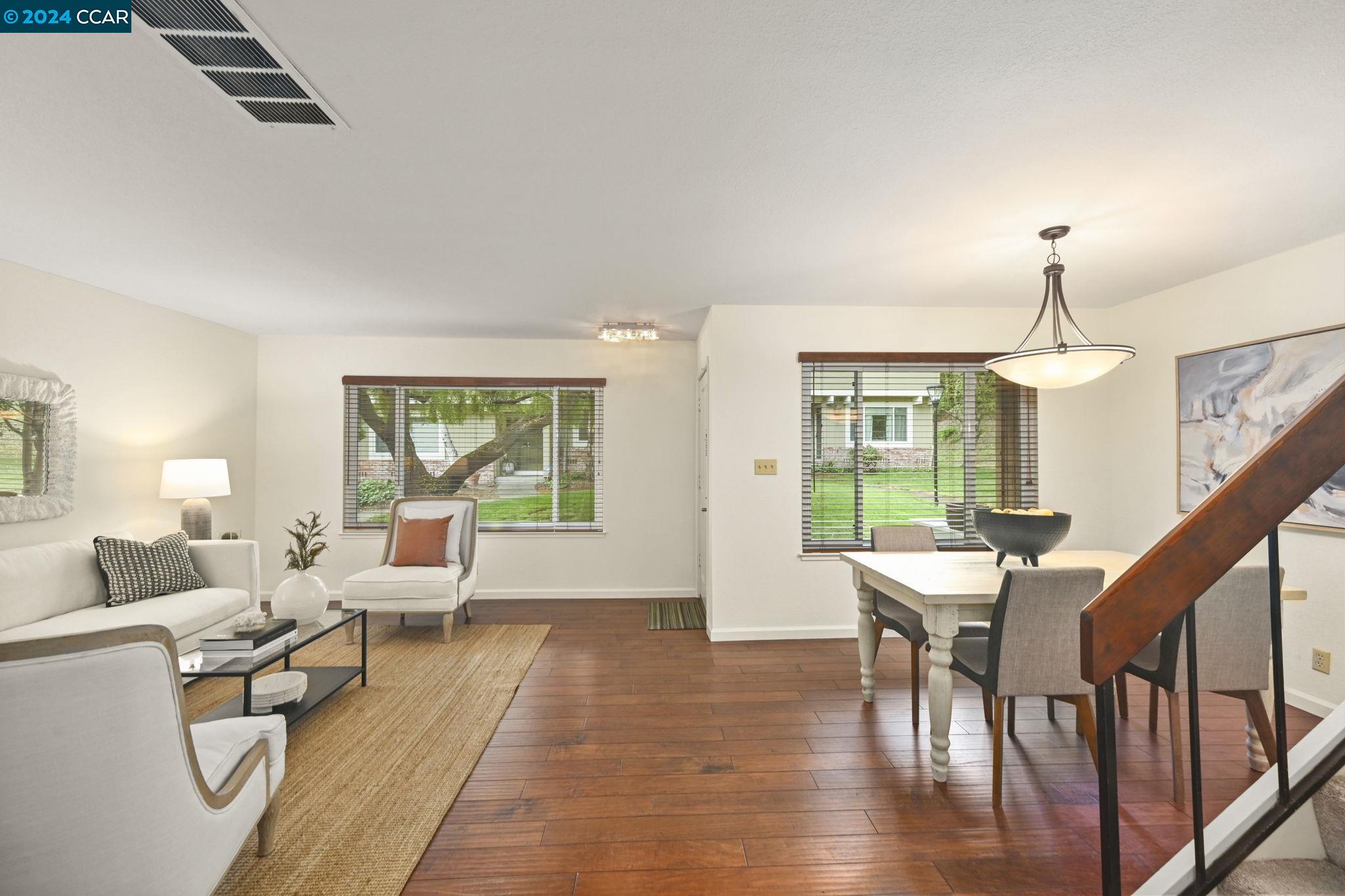 Photo #3: 41062165 Listing 