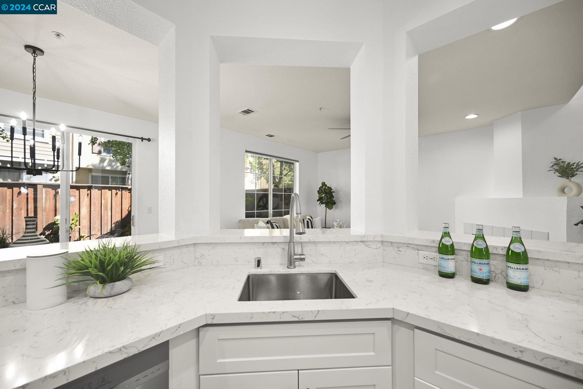 Photo #3: 41062210 Listing 