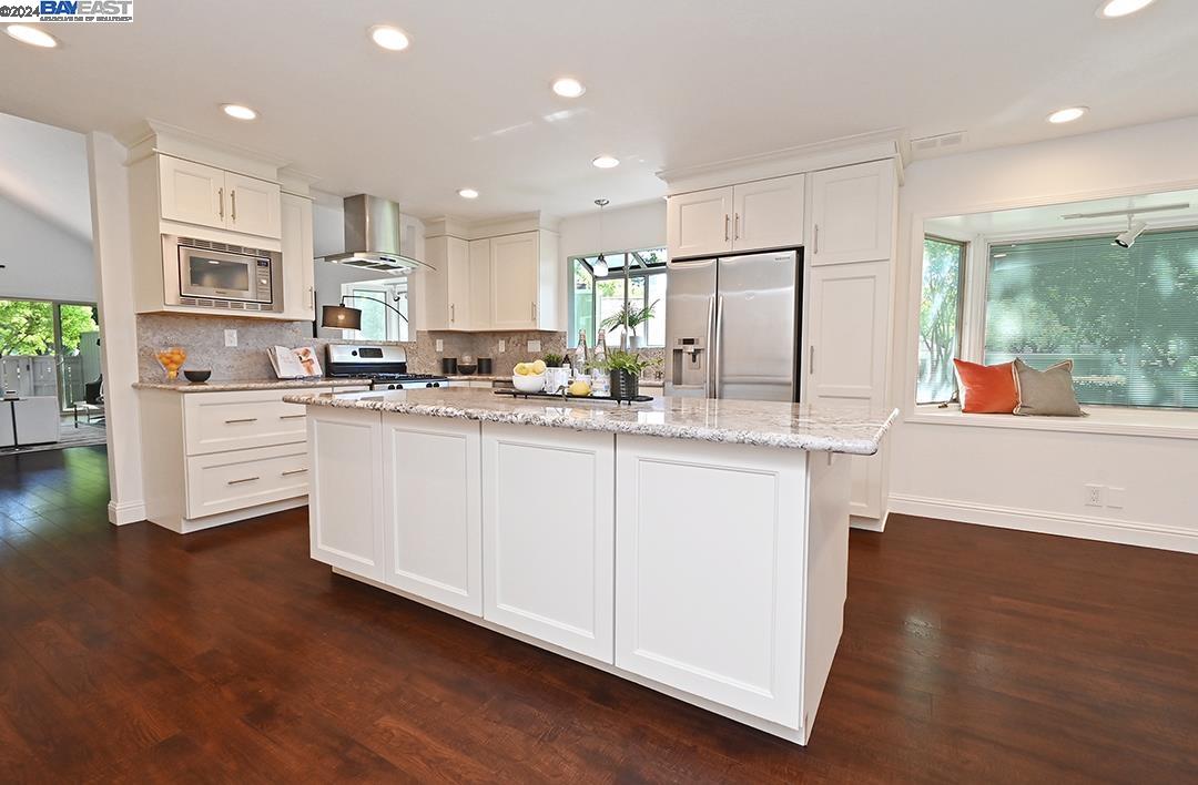 Photo #5: 41062216 Listing 
